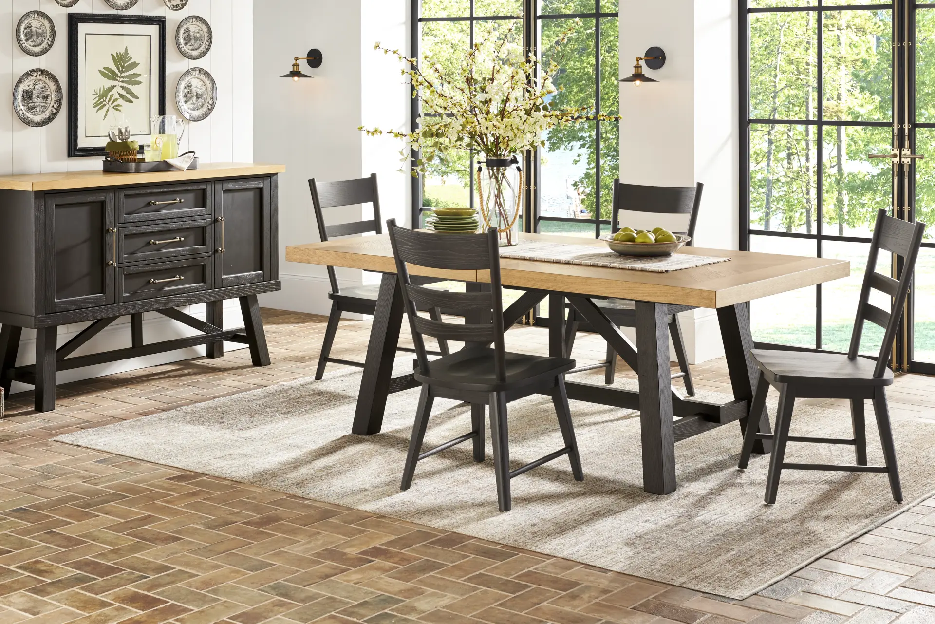 Chastain Park Black 5 Pc Dining Room