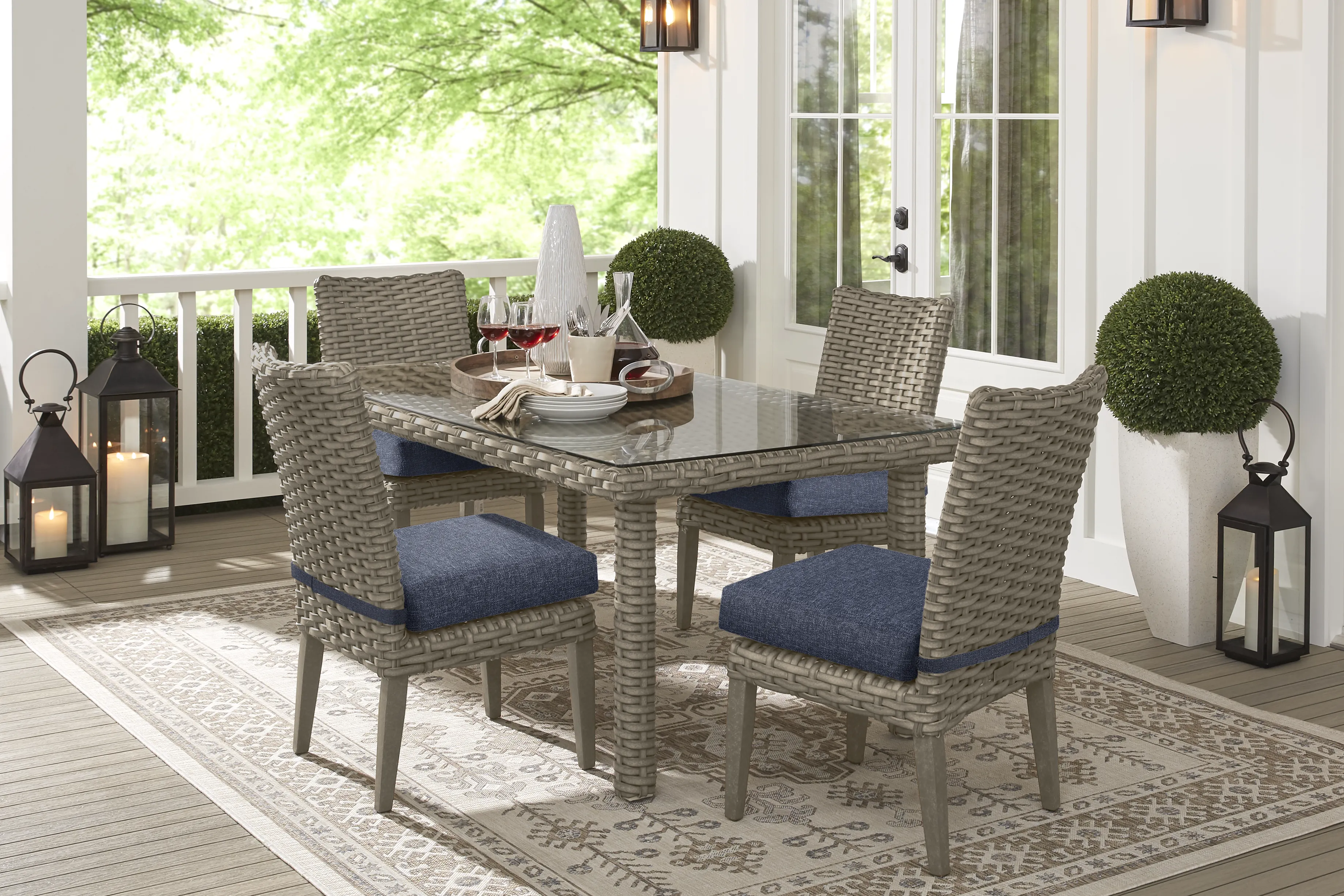 Siesta Key Driftwood 5 Pc Outdoor Dining Set with Ink Cushions - Thumbnail - Image 1