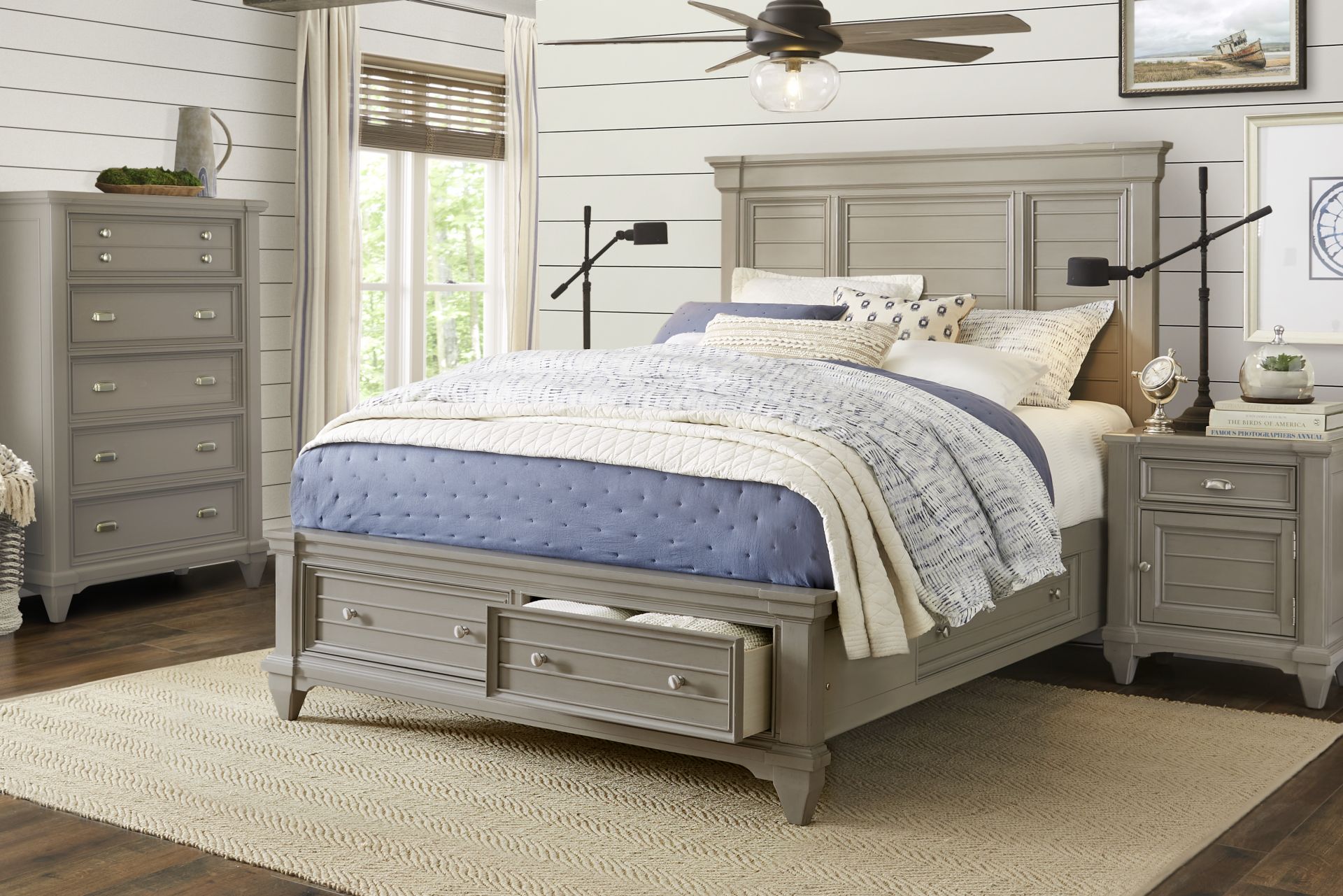 Hilton Head Gray 3 Pc Queen Panel Bed with Storage - Image 2
