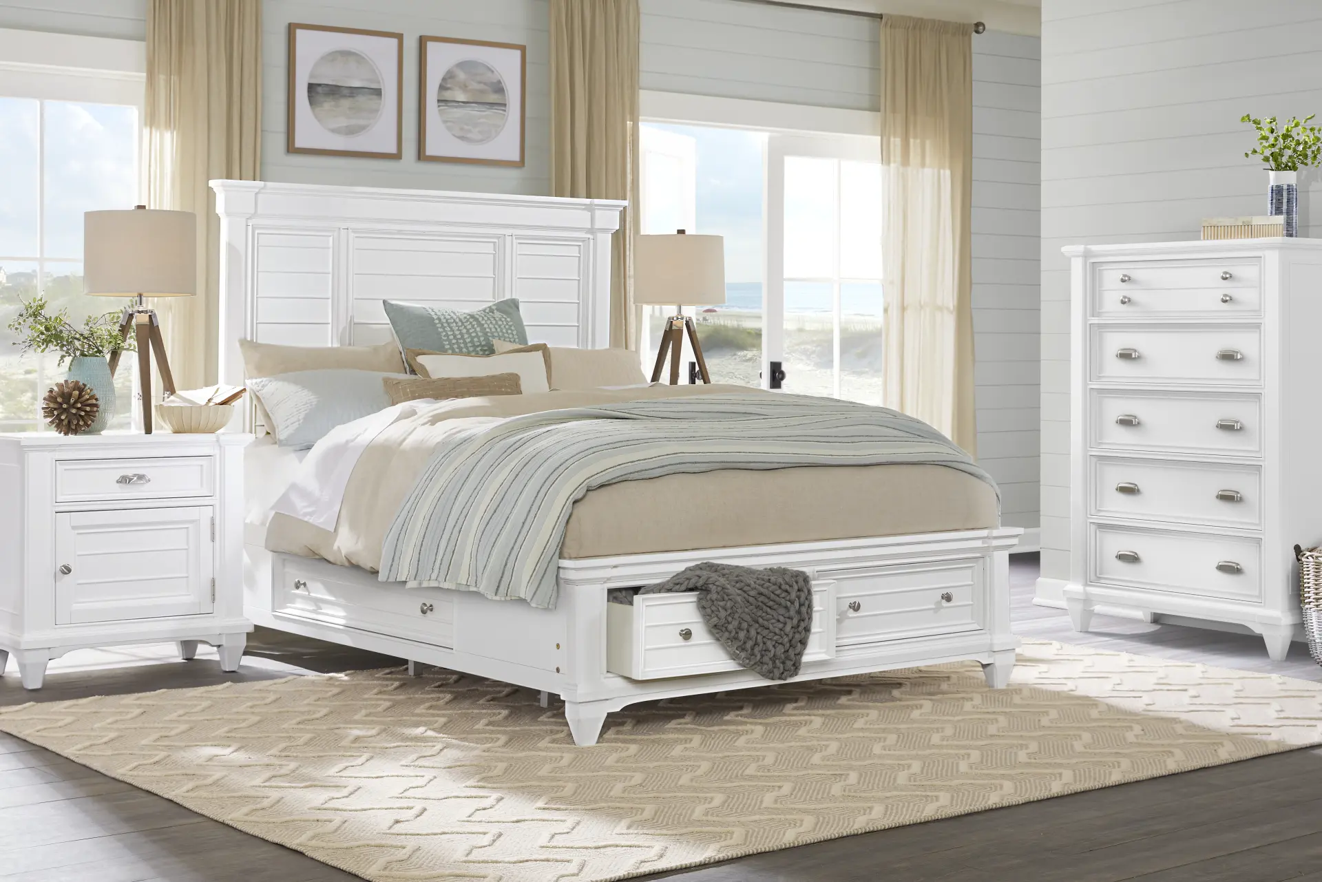 Hilton Head White 5 Pc Queen Storage Bedroom