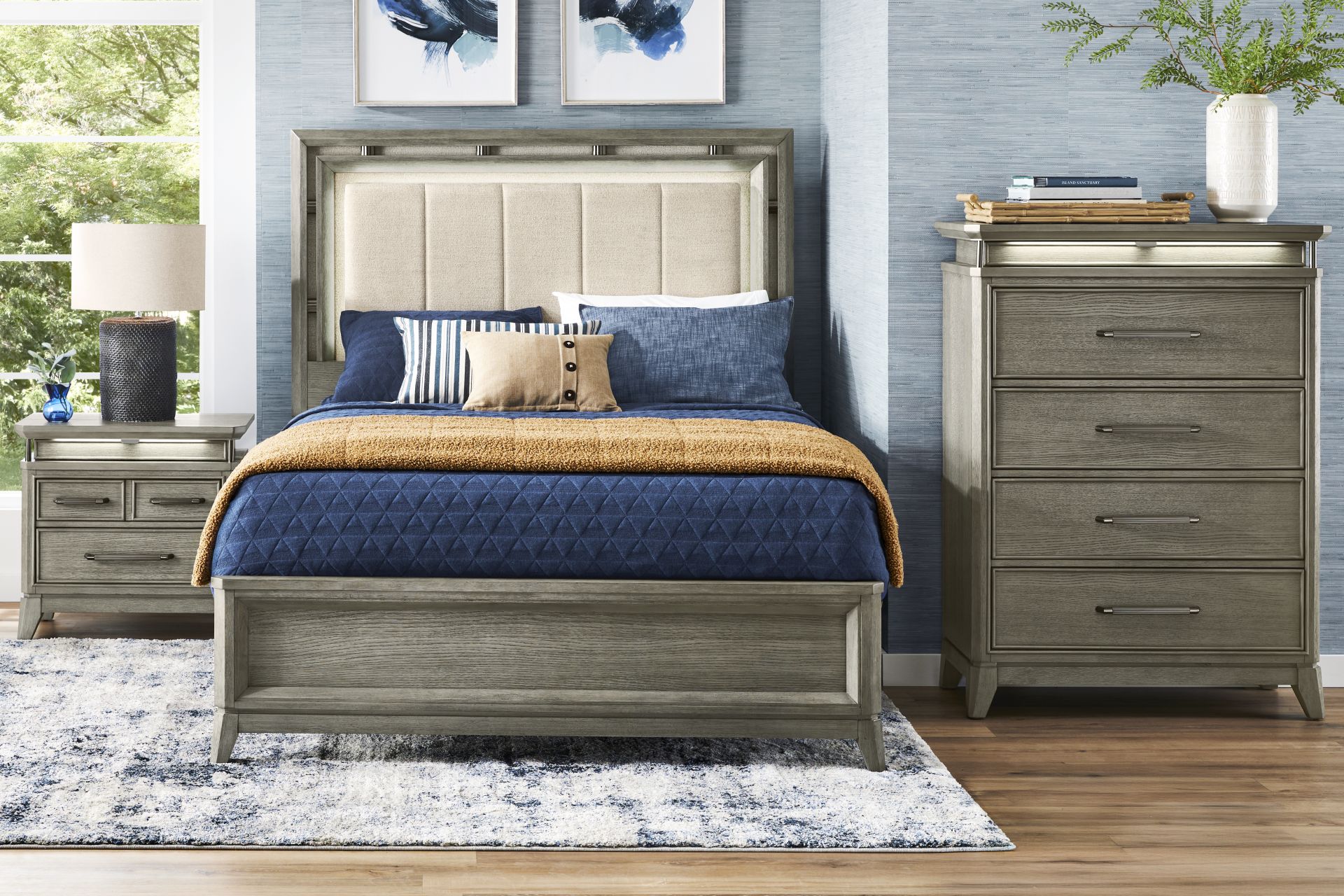 Heiress Gray 5 Pc King Upholstered Bedroom - Image 1