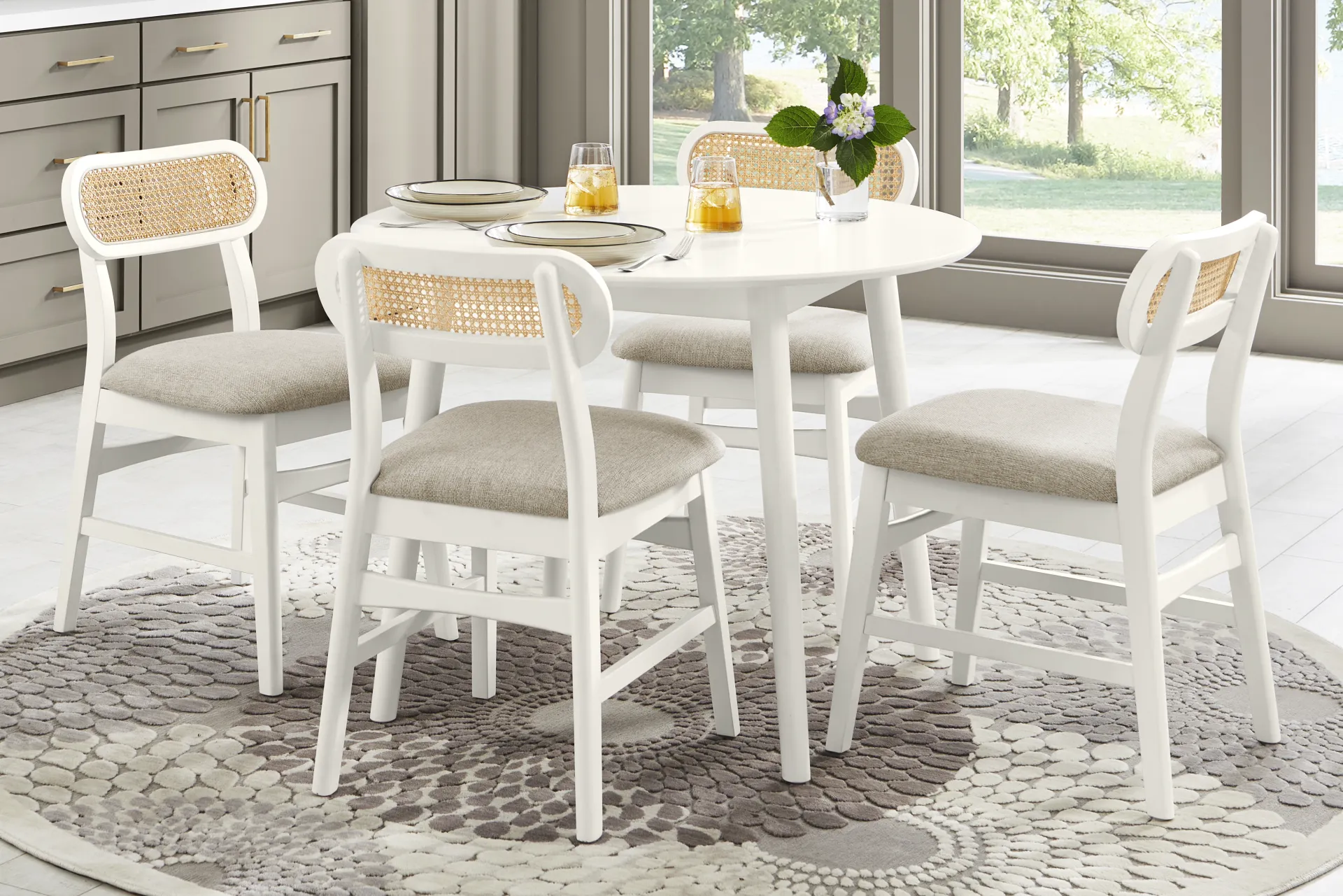 Watertown White 5 Pc Round Dining Room - Image 1