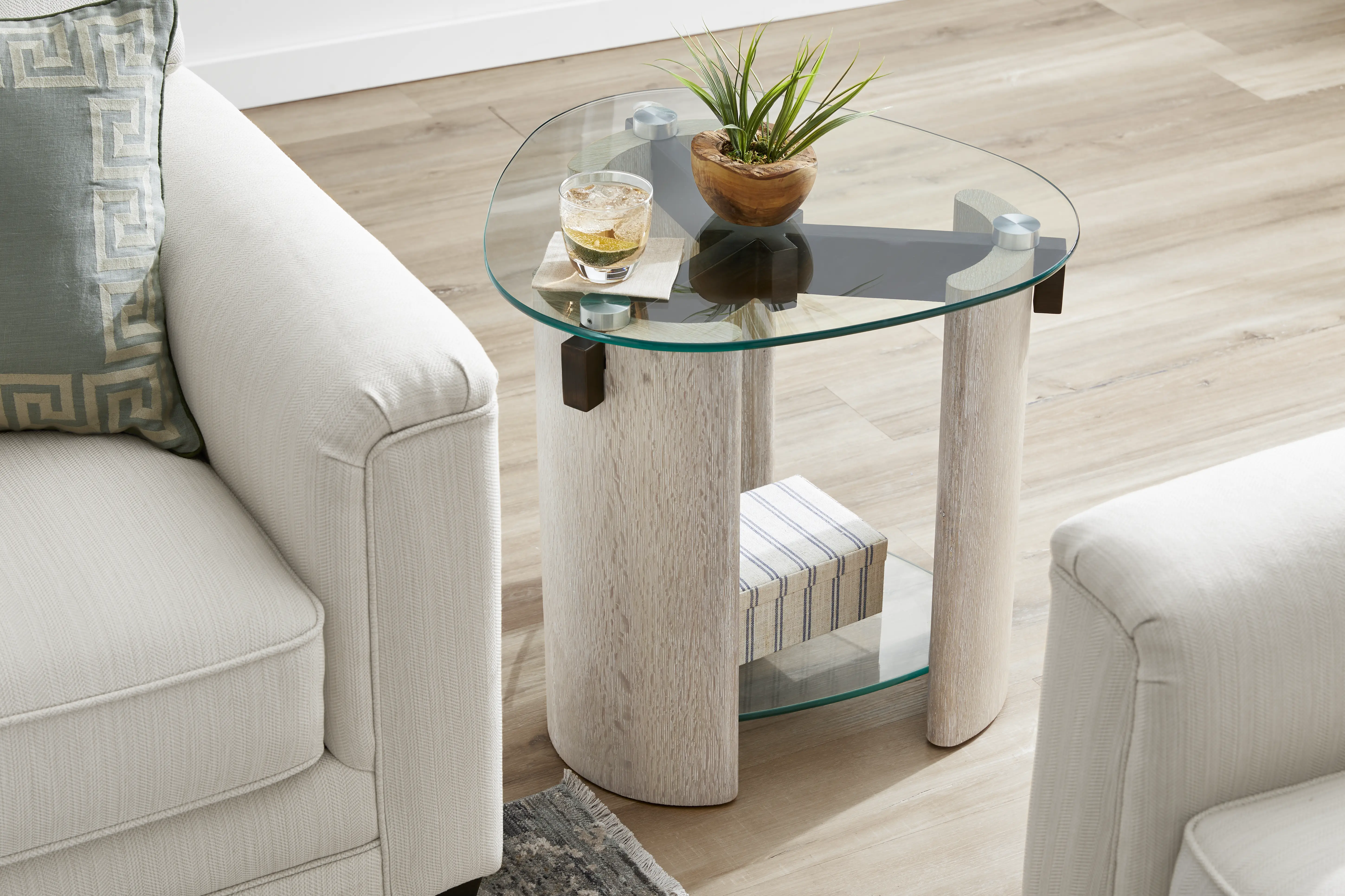 Giannis Brown End Table - Thumbnail - Image 2