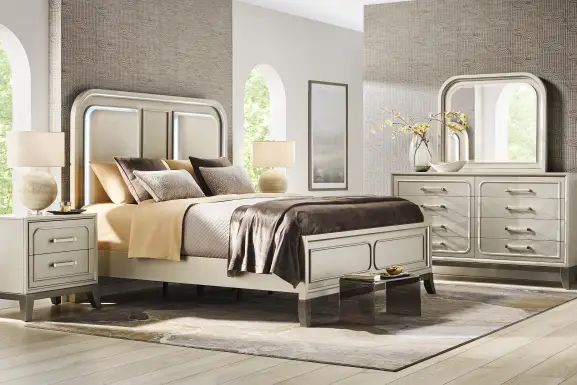 Colette Silver 5 Pc King Upholstered Bedroom