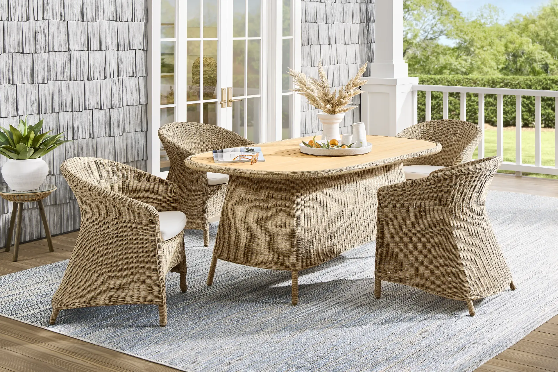 Sarina Bay Natural 5 Pc Outdoor Dining Set