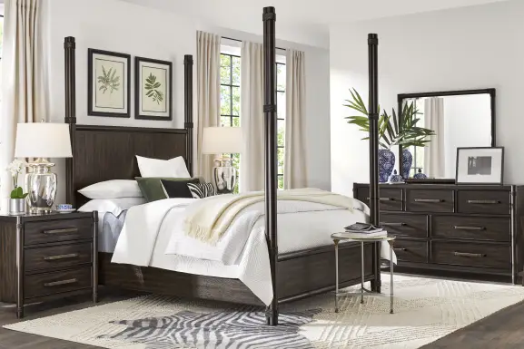 Vineyard Estates Brown 7 Pc Queen Poster Bedroom