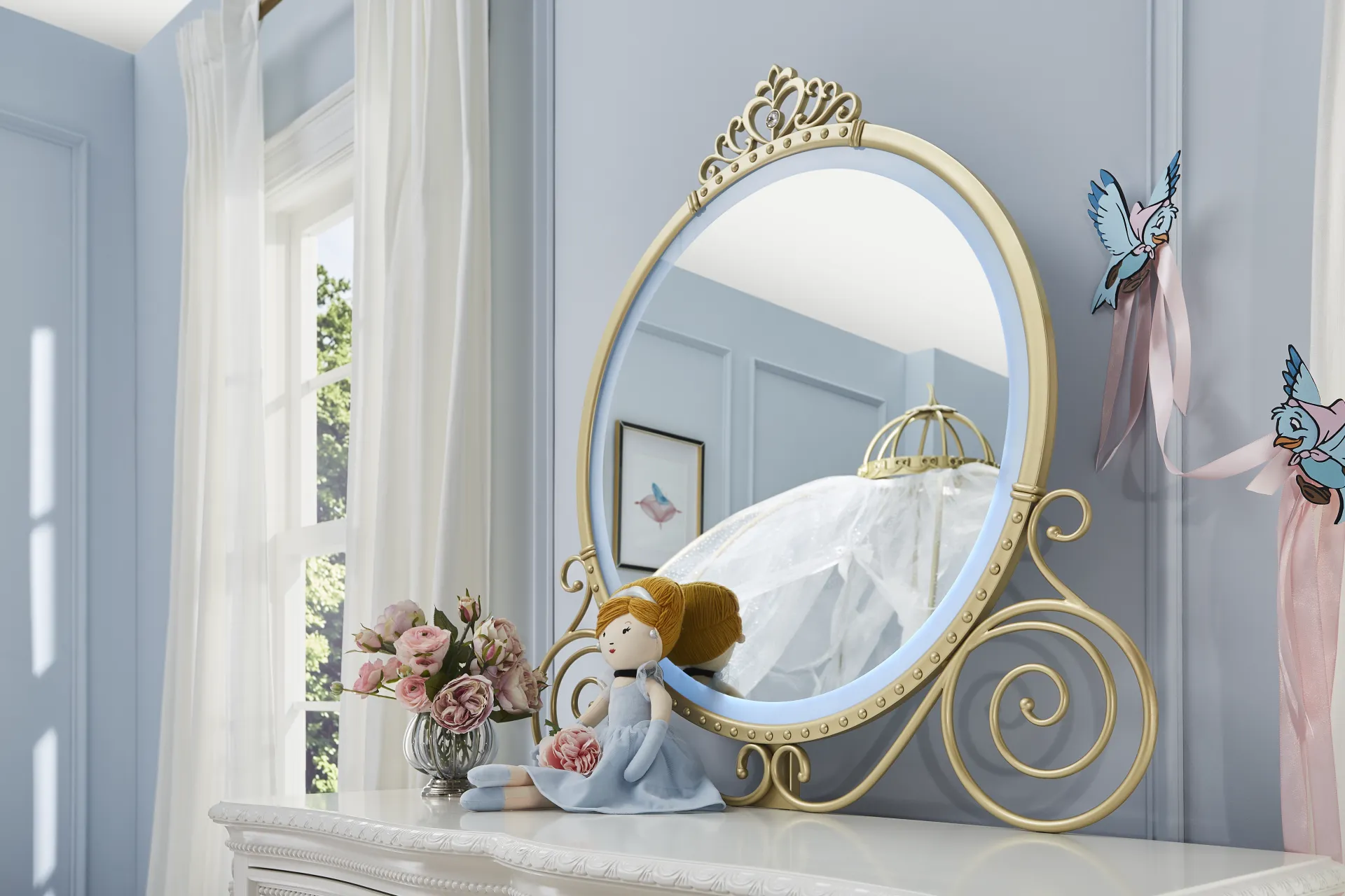 Disney Princess Royal Gold Carriage Mirror - Image 7