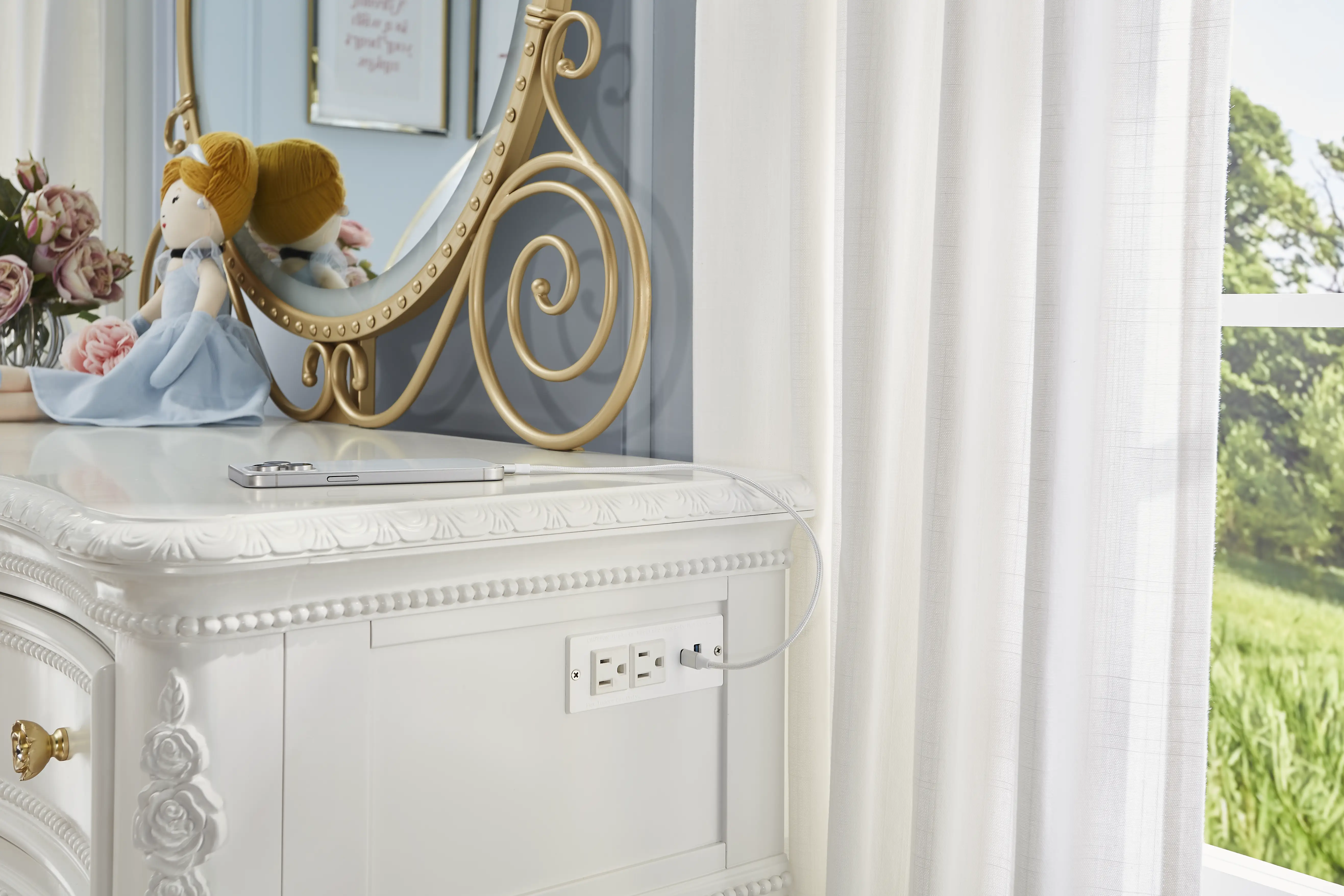 Disney Princess Royal Gold Carriage Mirror - Image 8