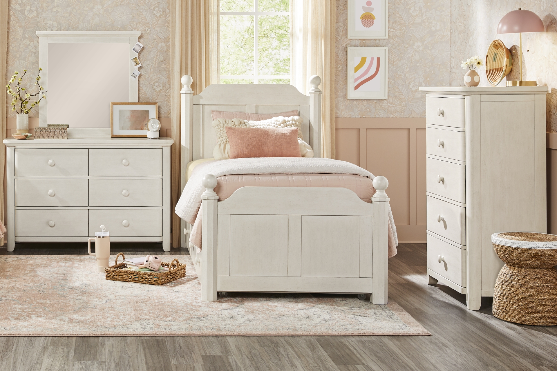 Kids South Bend Washed White Twin Poster Bedroom full room