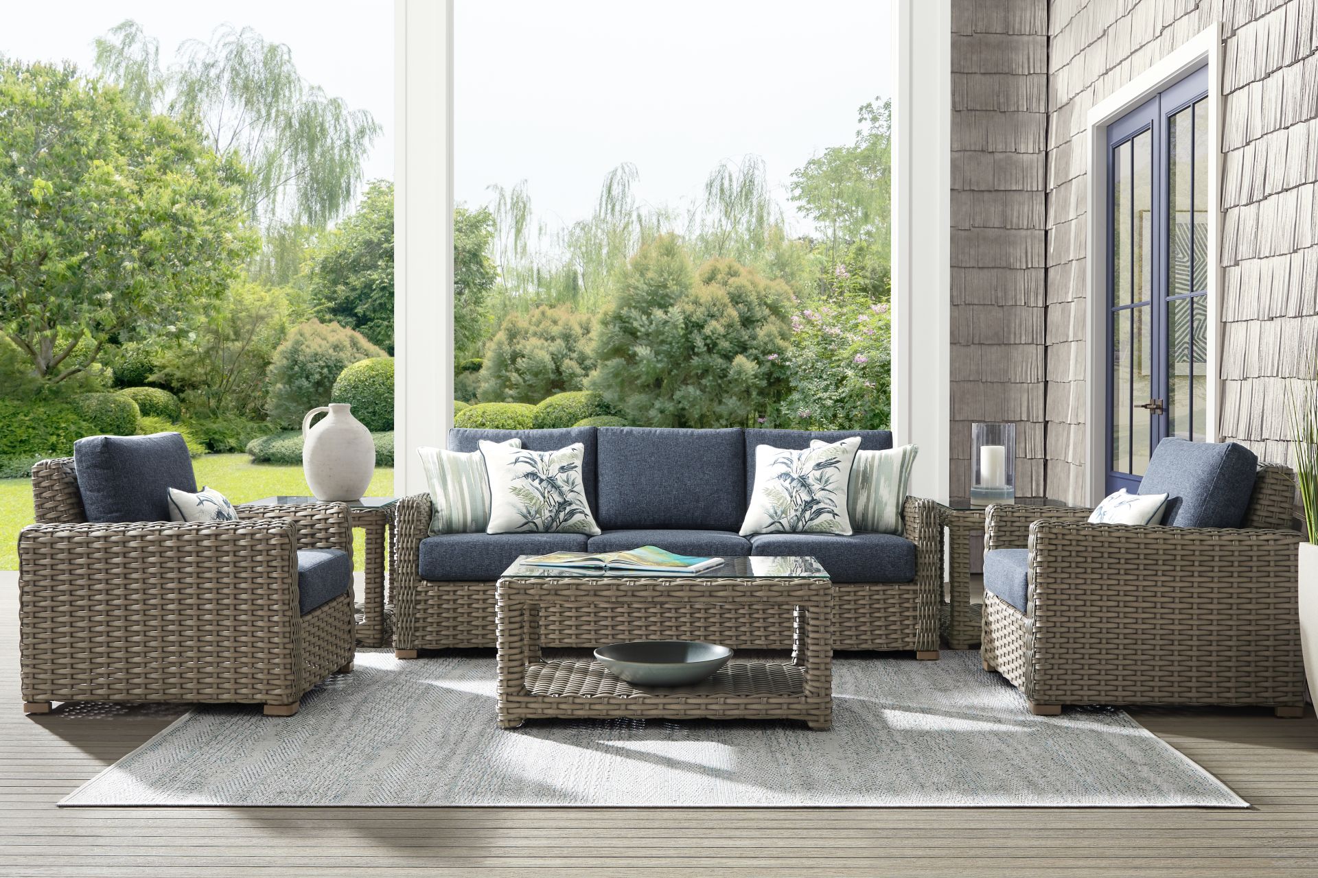 Siesta Key Driftwood Finish 4 Pc Outdoor Seating Set with Ink Cushions - Image 1