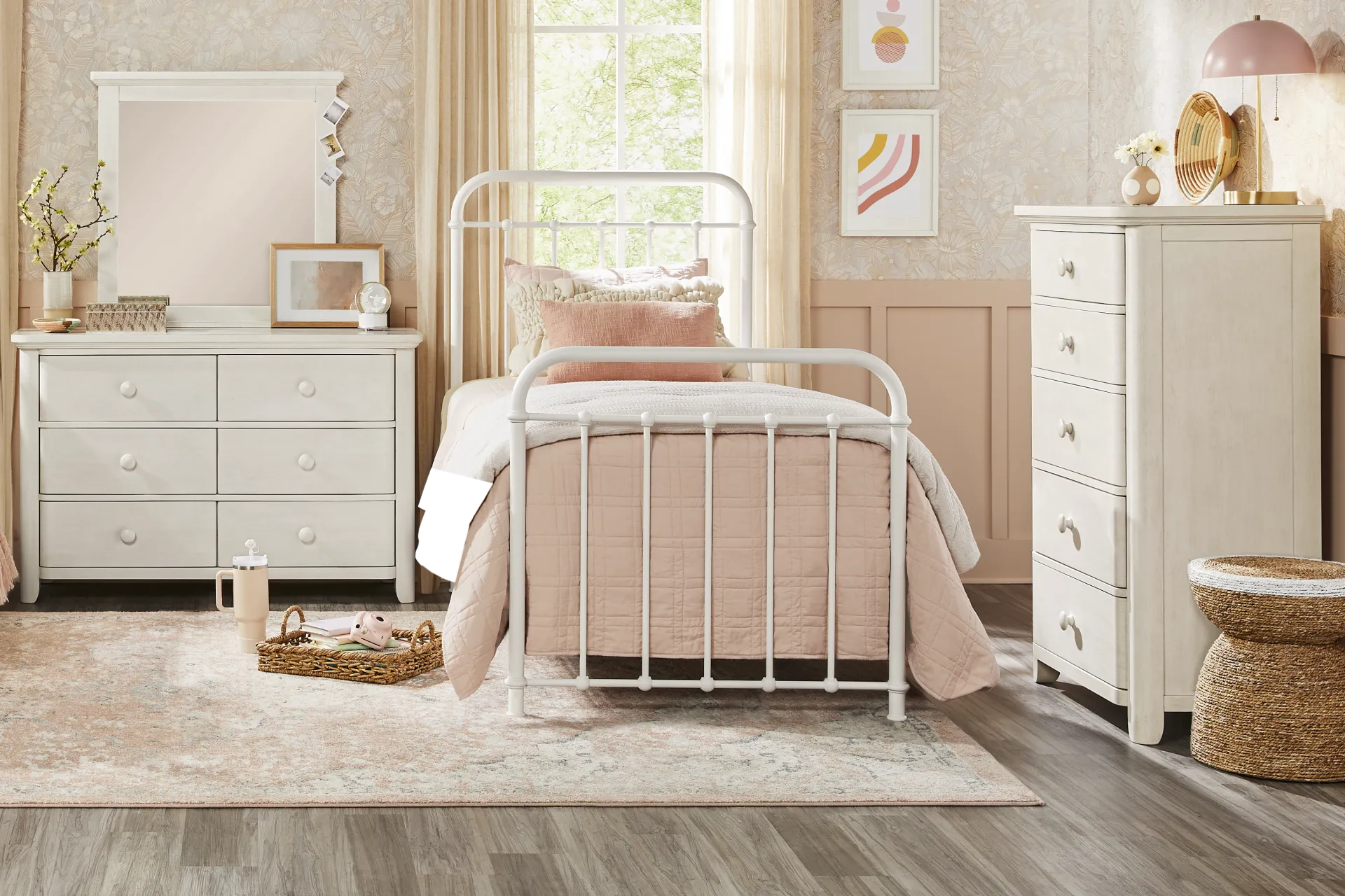 Kids Saddlerock White Twin Metal Bed - Image 1