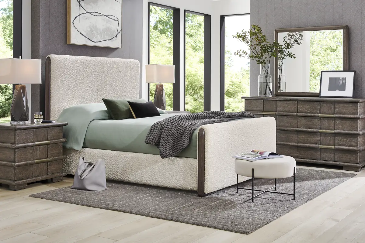 Moreno Brown 7 Pc King Upholstered Bedroom