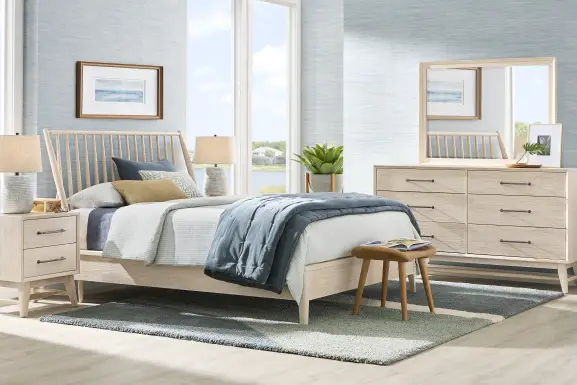 Sterling Grove White 7 Pc King Spindle Bedroom