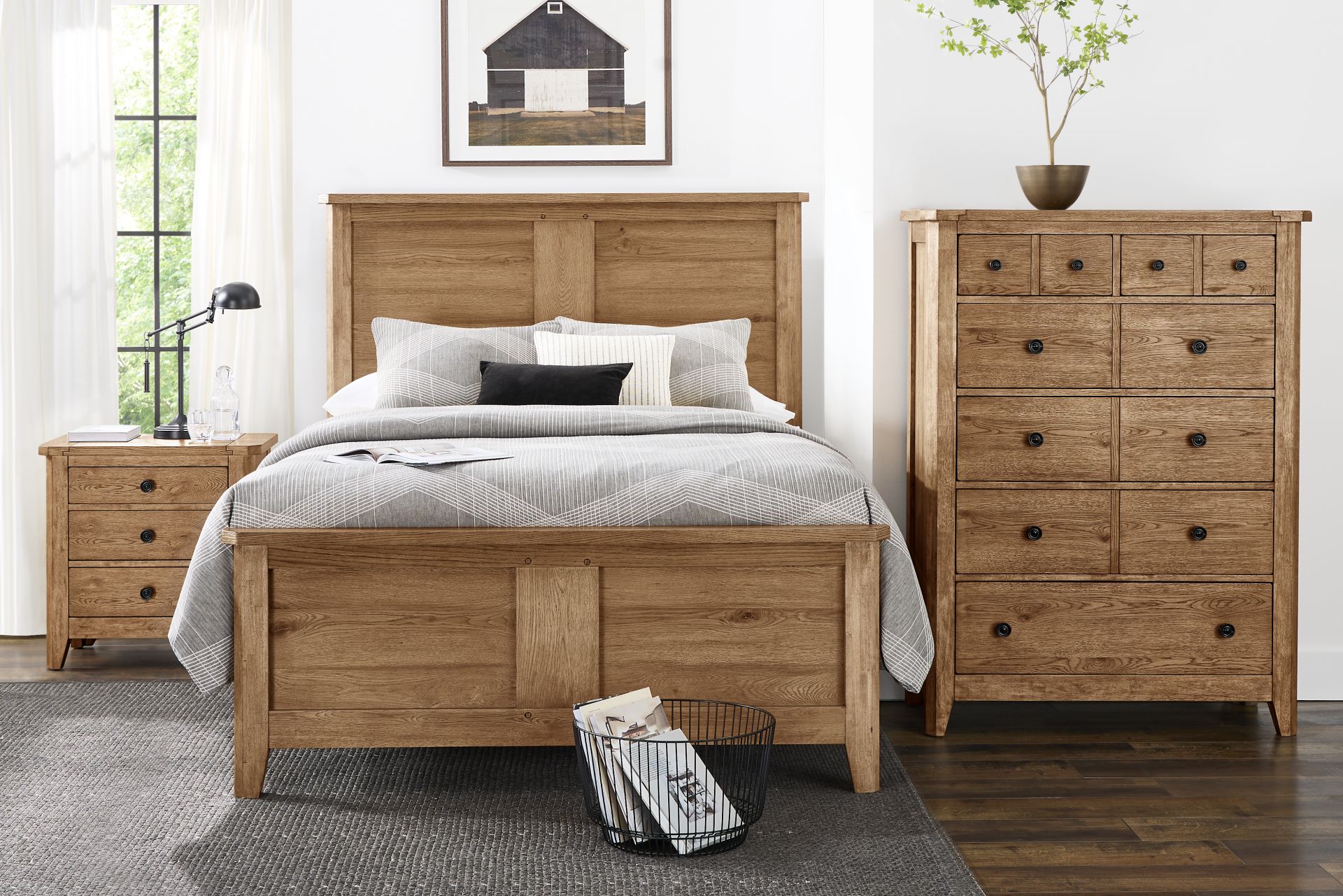 Hargrove Light Oak 5 Pc Queen Panel Bedroom - Image 1