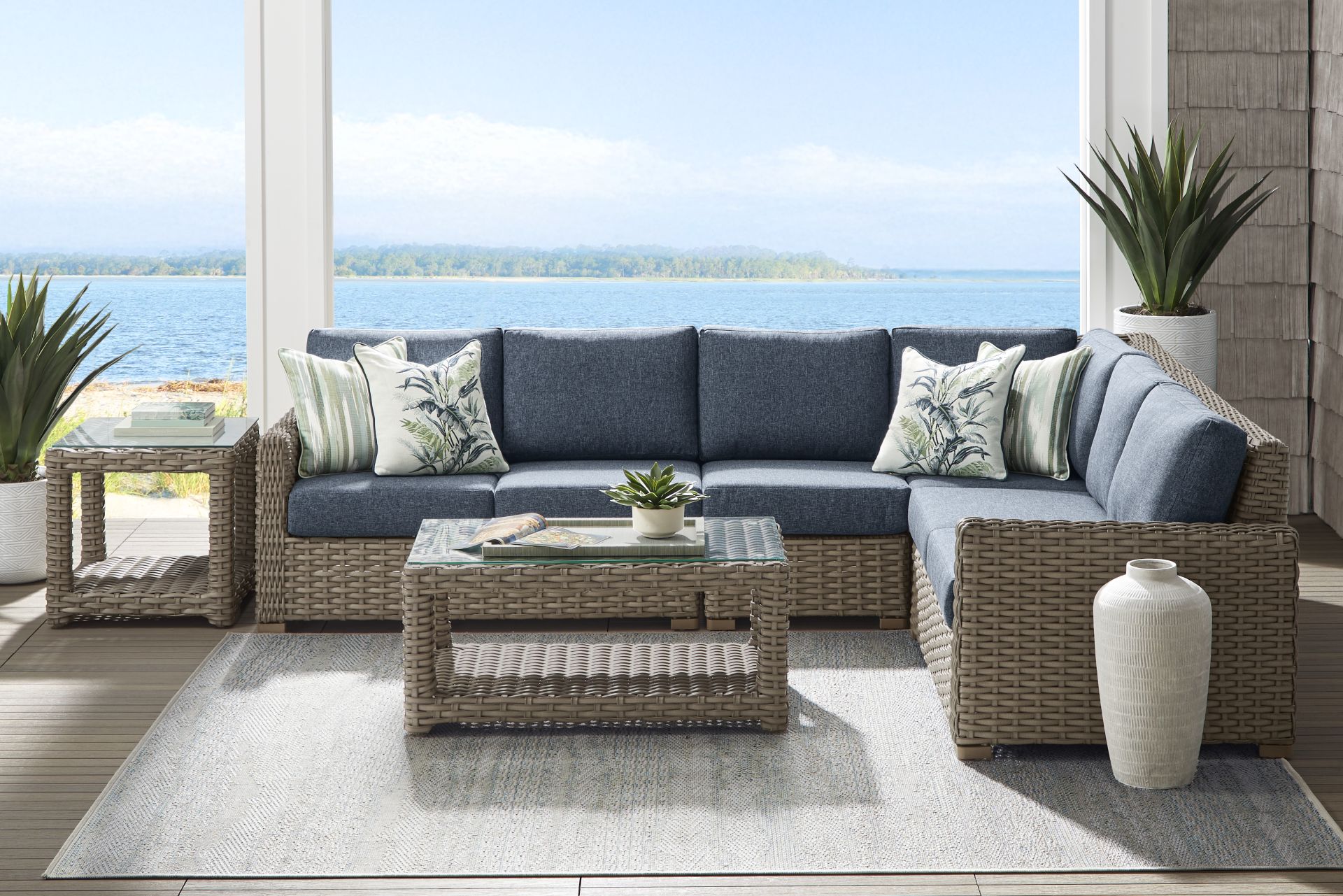 Siesta Key Driftwood Finish 4 Pc Outdoor Sectional with Ink Cushions - Image 2