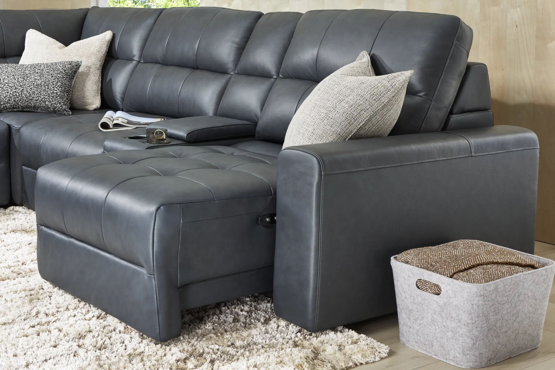 Meriwether Slate Blue Leather 7 Pc Power Slider Sectional - Image 11