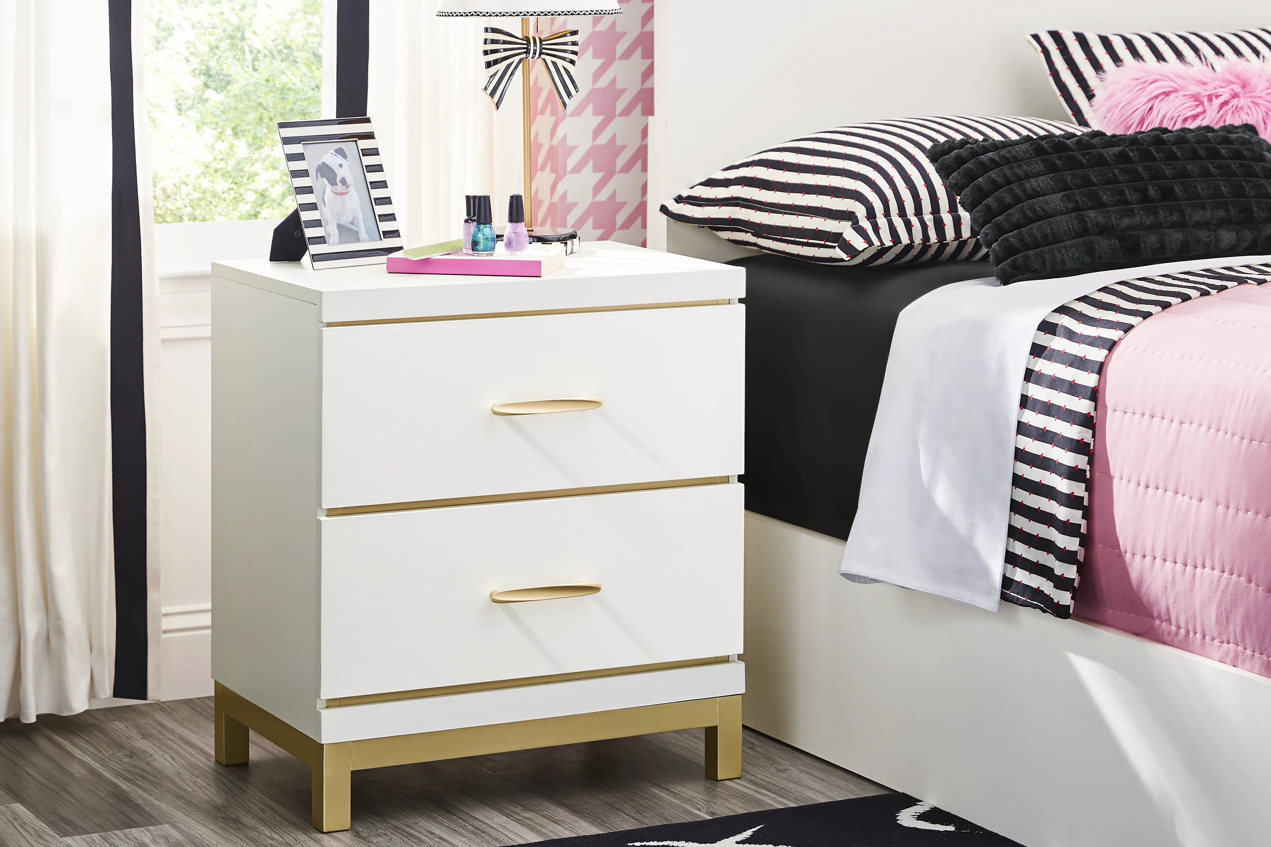 Kids Skye White Nightstand - Thumbnail - Image 3