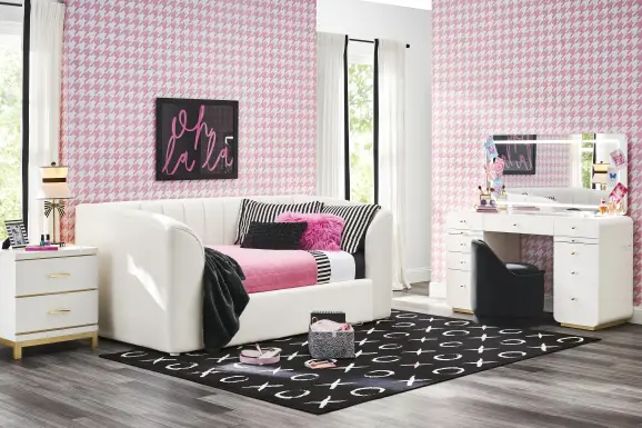 Kids Radiance White Bedroom with Gwyneth White Twin Daybed