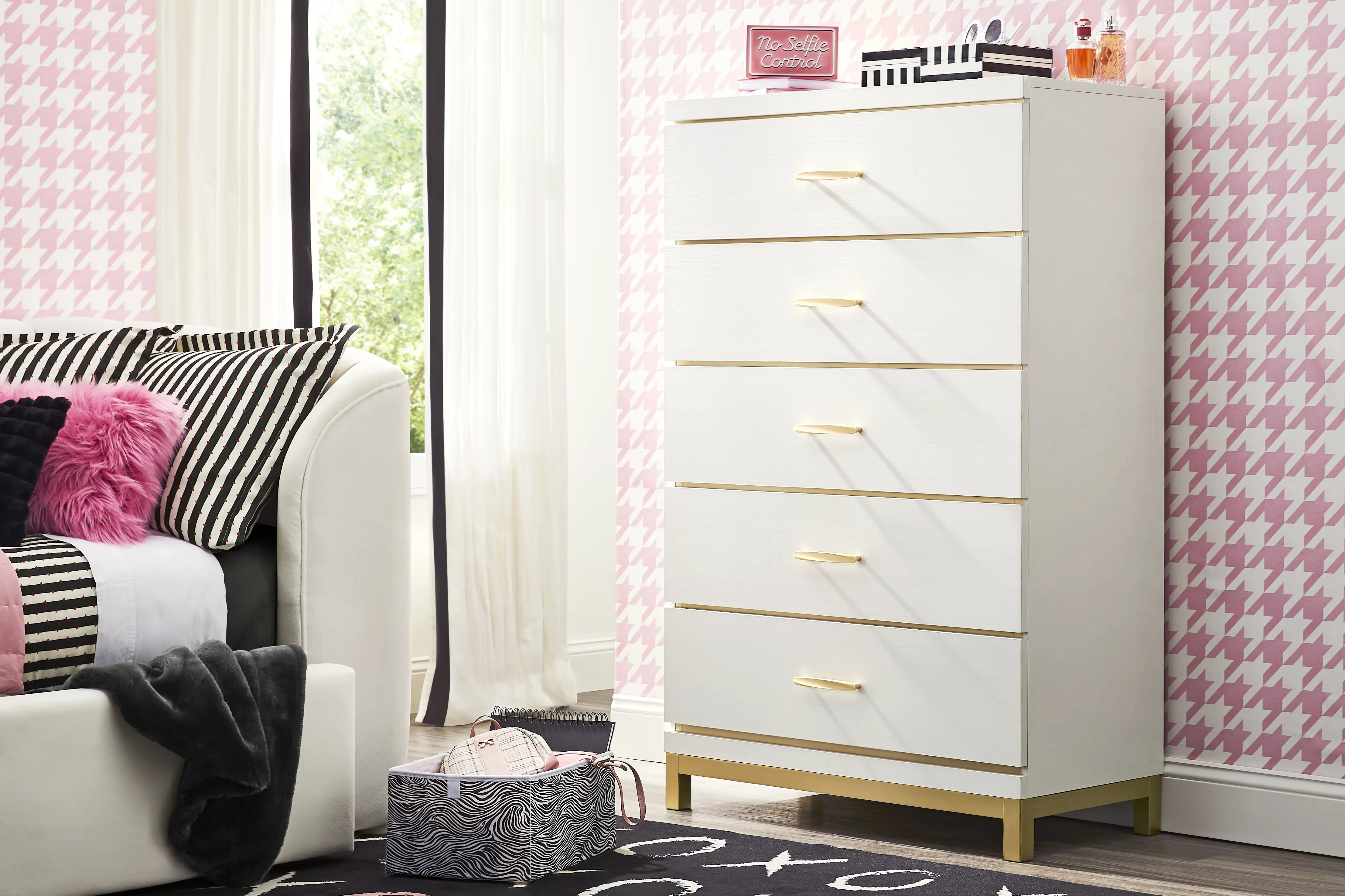 Kids Skye White Chest - Thumbnail - Image 3