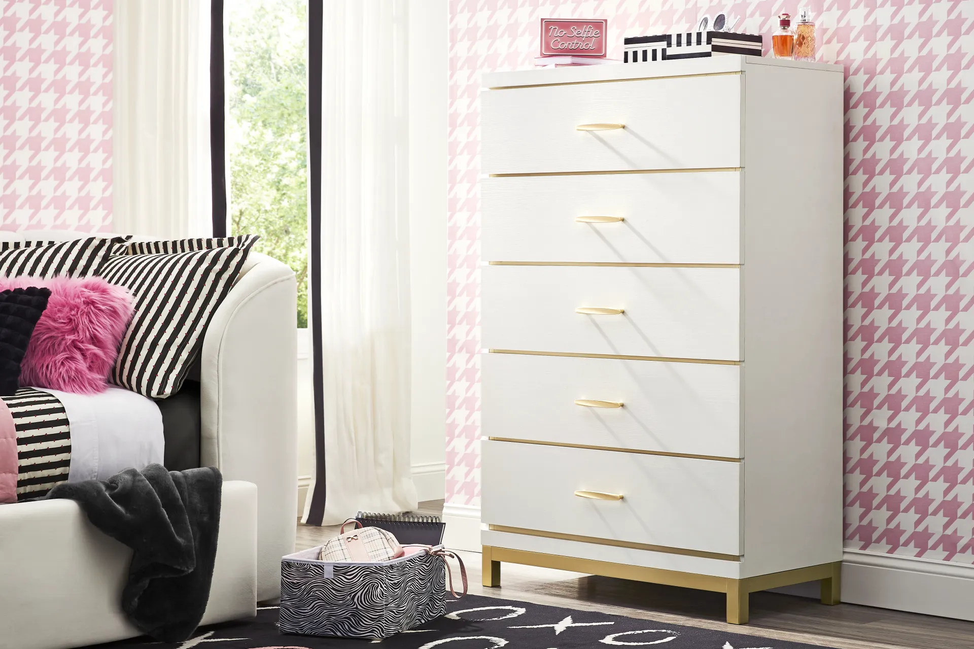 Kids Skye White Chest - Image 3