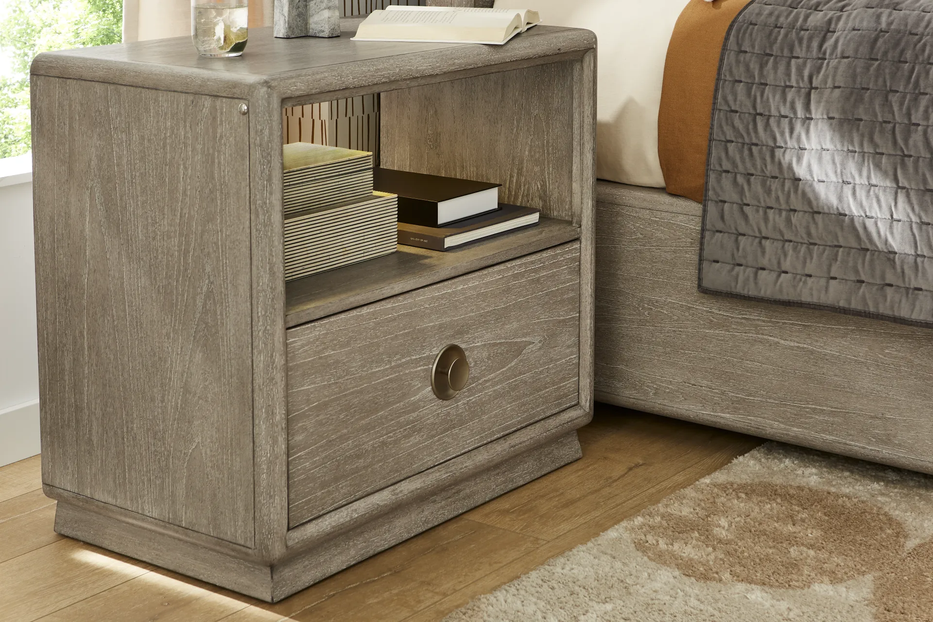 Santa Clarita Light Gray Nightstand - Image 4