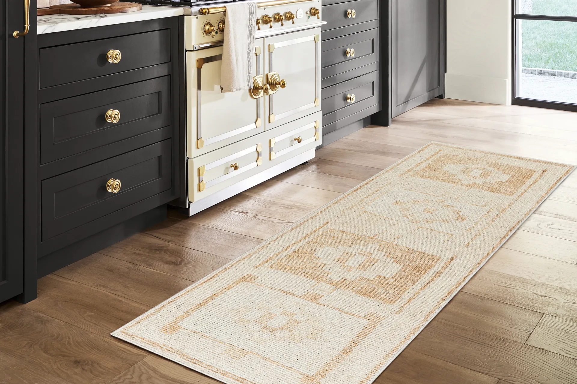 Mesa Ridge Multi 2'6 x 7'2 Rug - Image 2