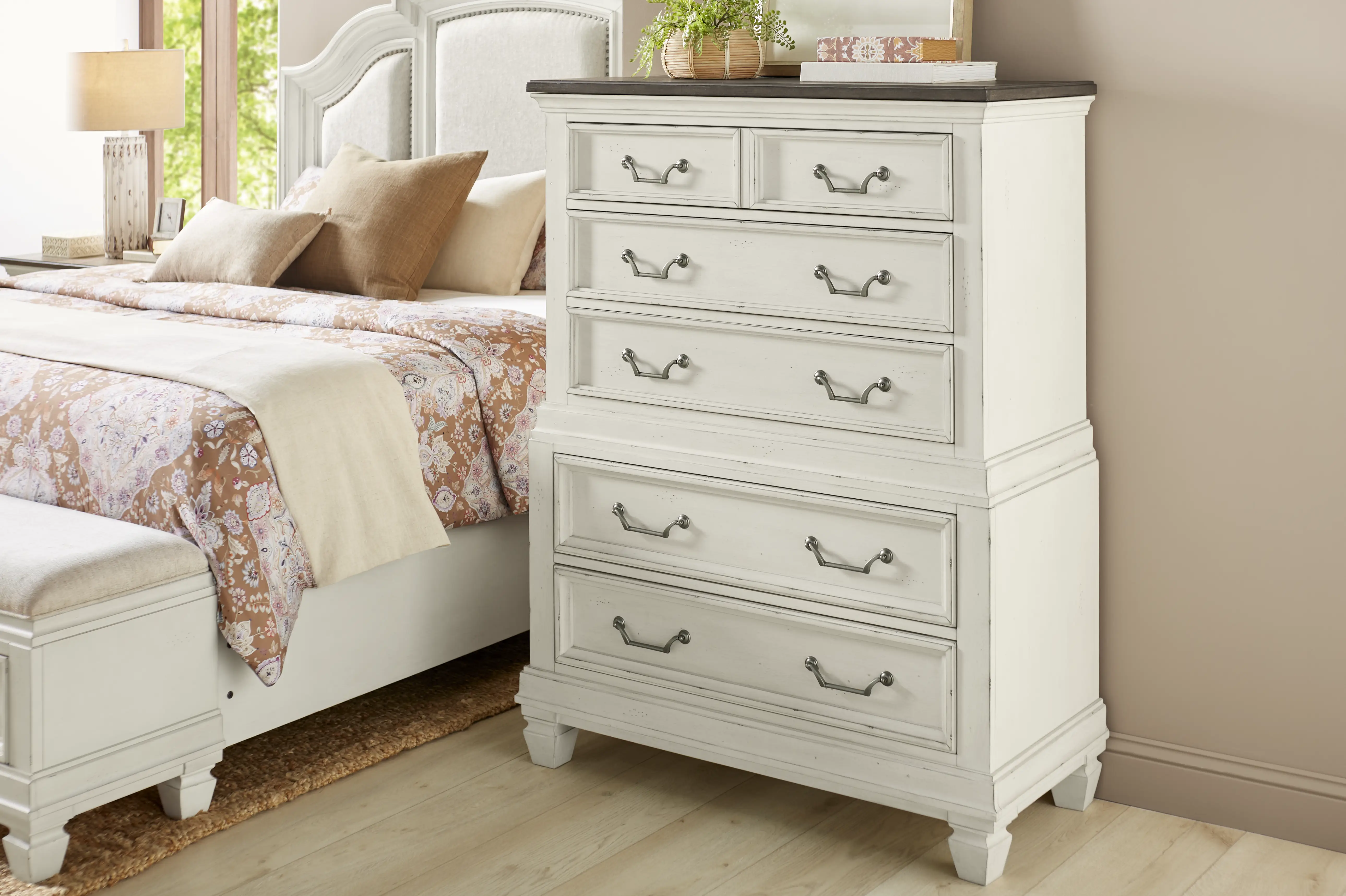Provence White Chest - Thumbnail - Image 3