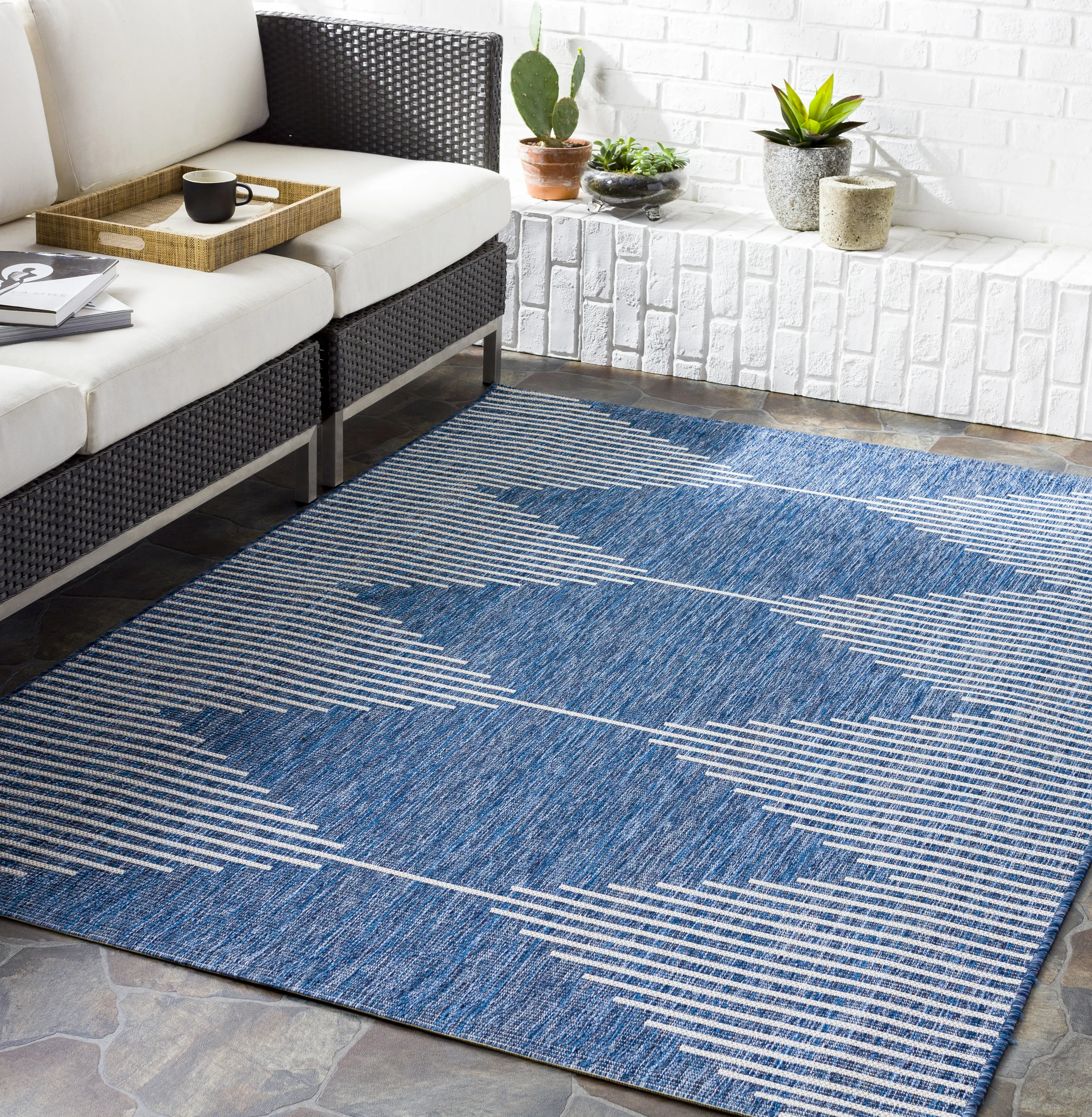 Verniere Blue 7'10 x 10'2 Indoor/Outdoor Rug - Thumbnail - Image 8