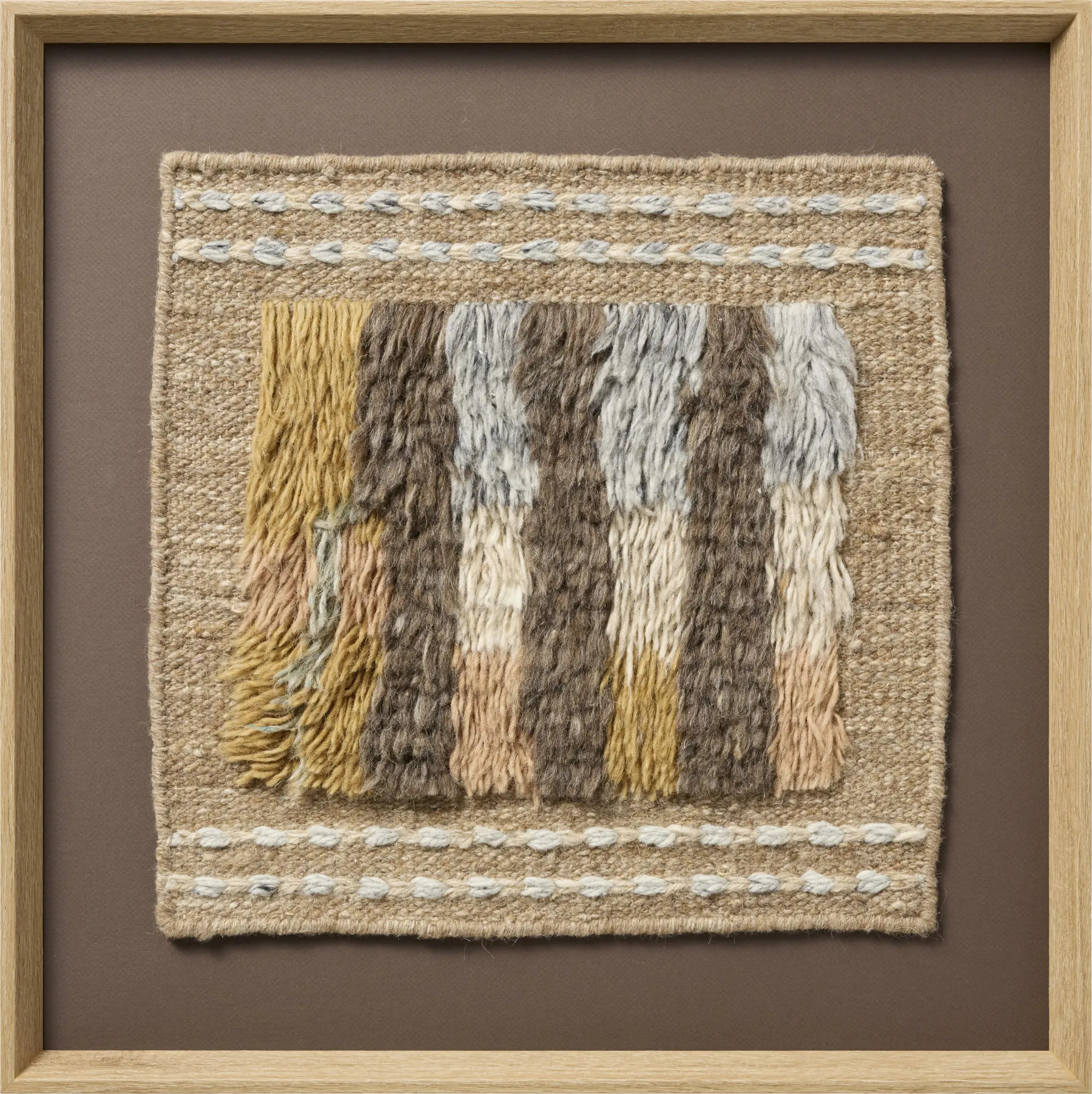Anais II Beige Artwork - Image 1