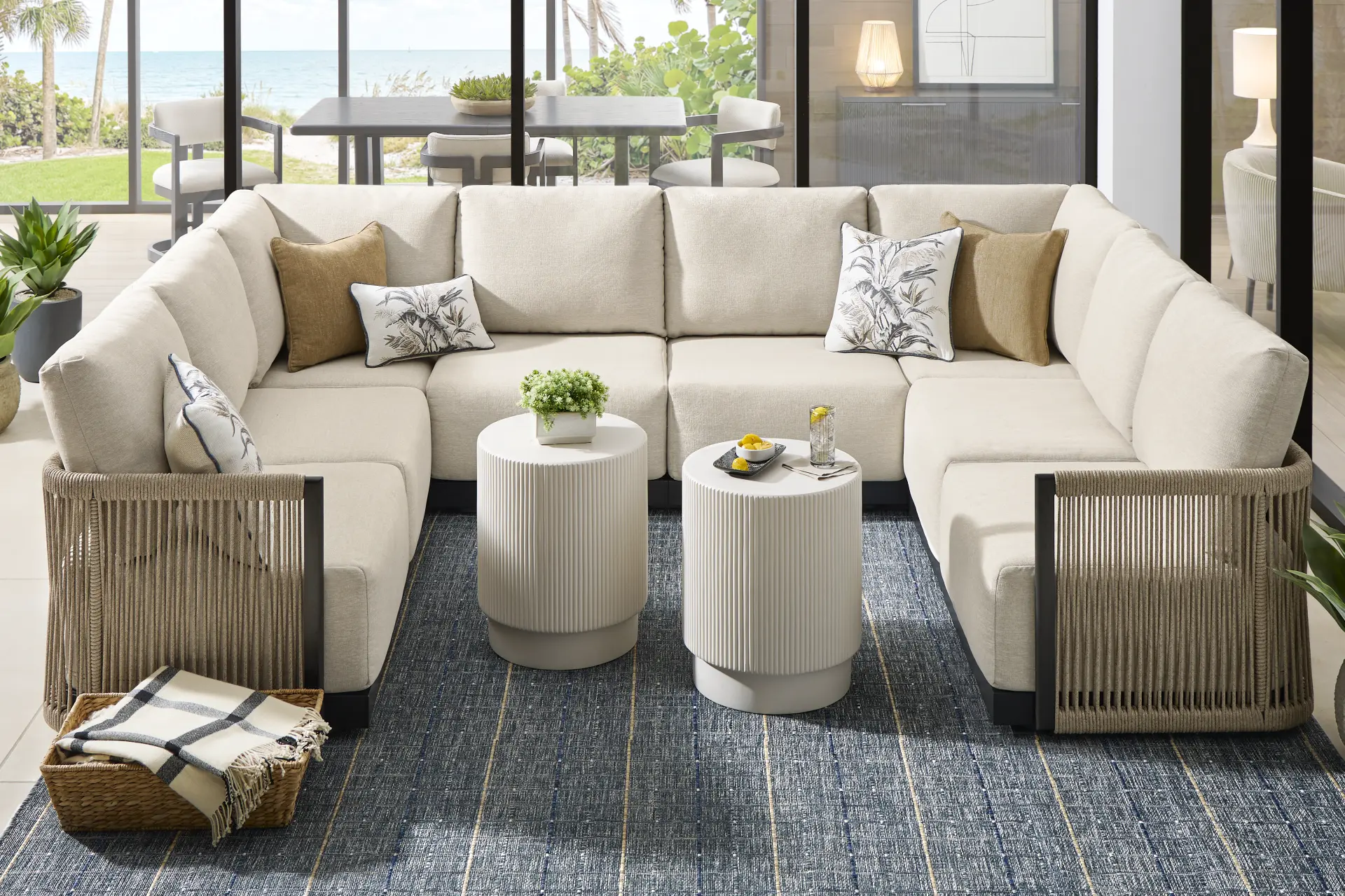 Lanai Black 8 Pc Outdoor Sectional with Cream Cushions