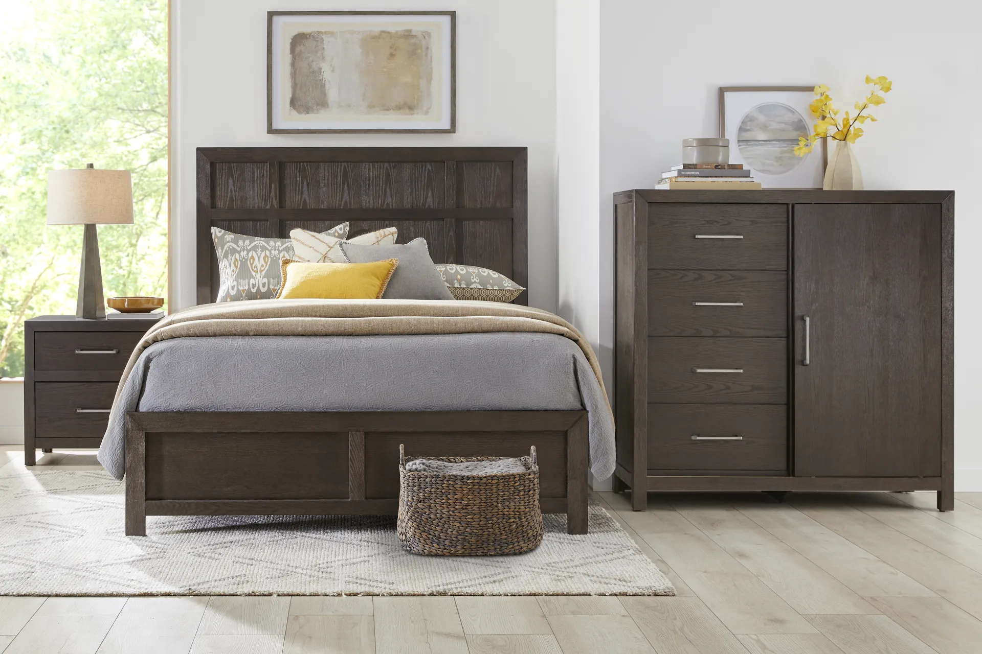 Woodley Dark Brown 5 Pc Queen Panel Bedroom - Image 1