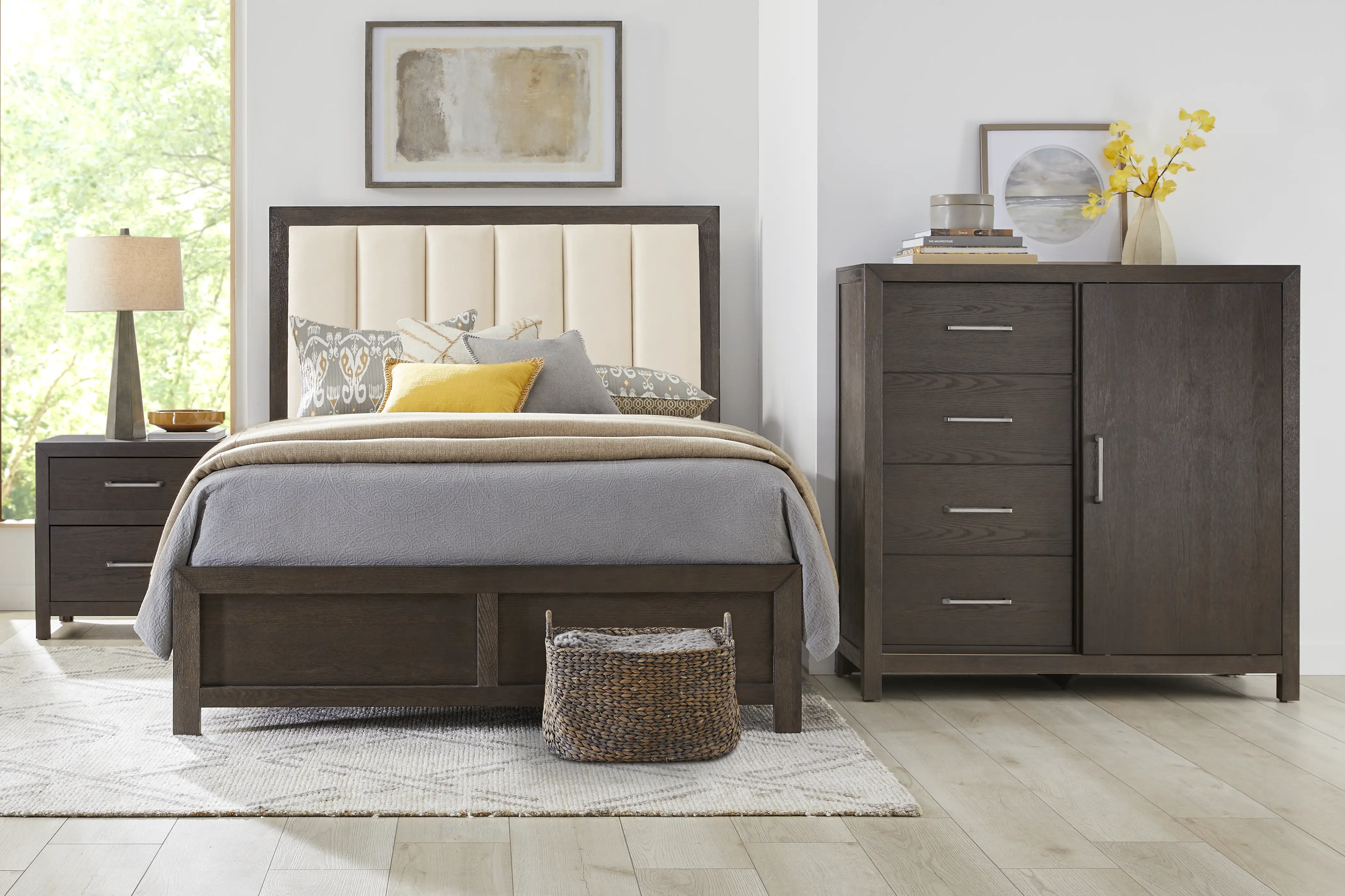 Woodley Dark Brown 5 Pc King Upholstered Bedroom - Thumbnail - Image 1