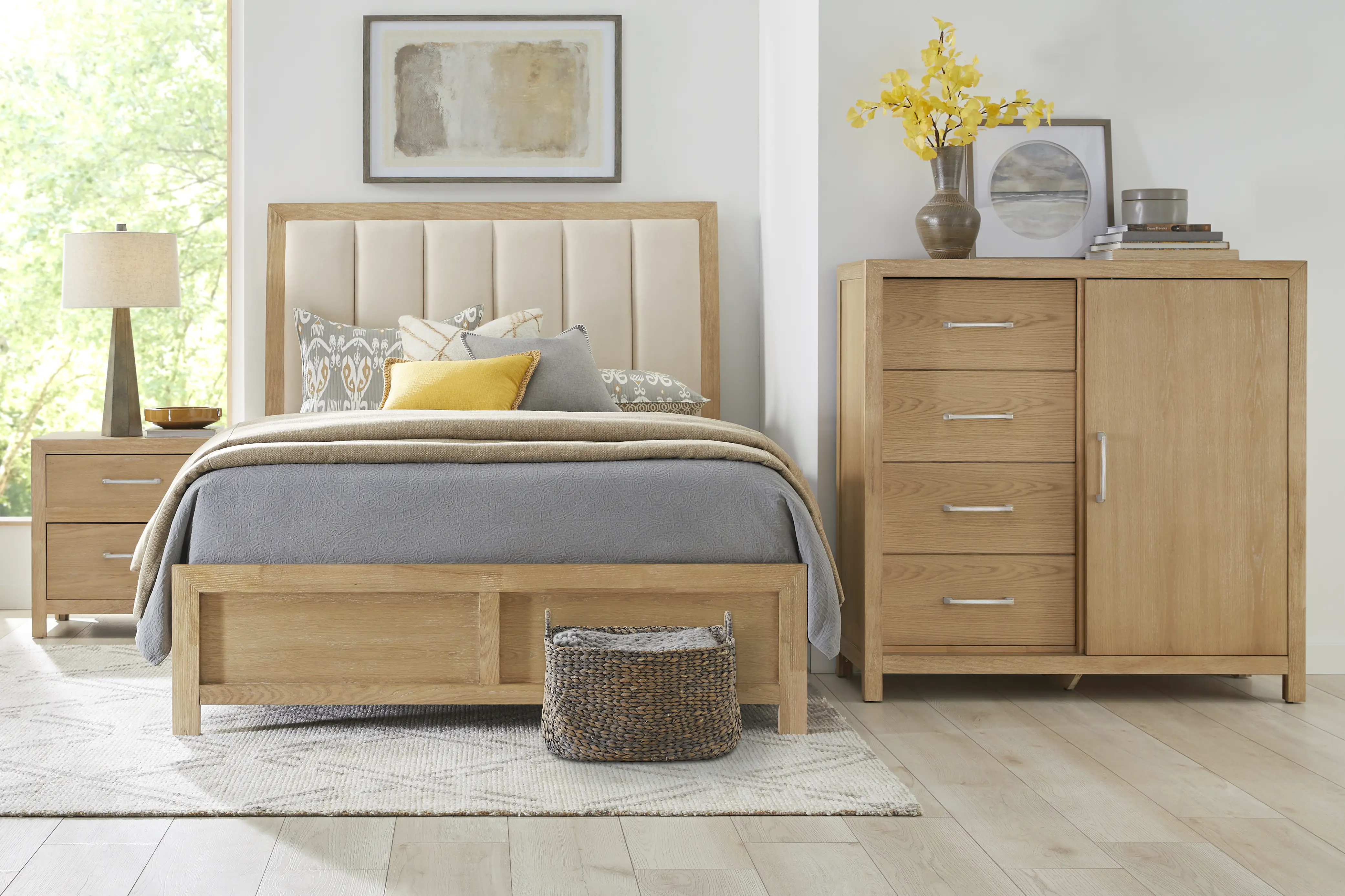 Woodley Natural 5 Pc Queen Upholstered Bedroom - Thumbnail - Image 1