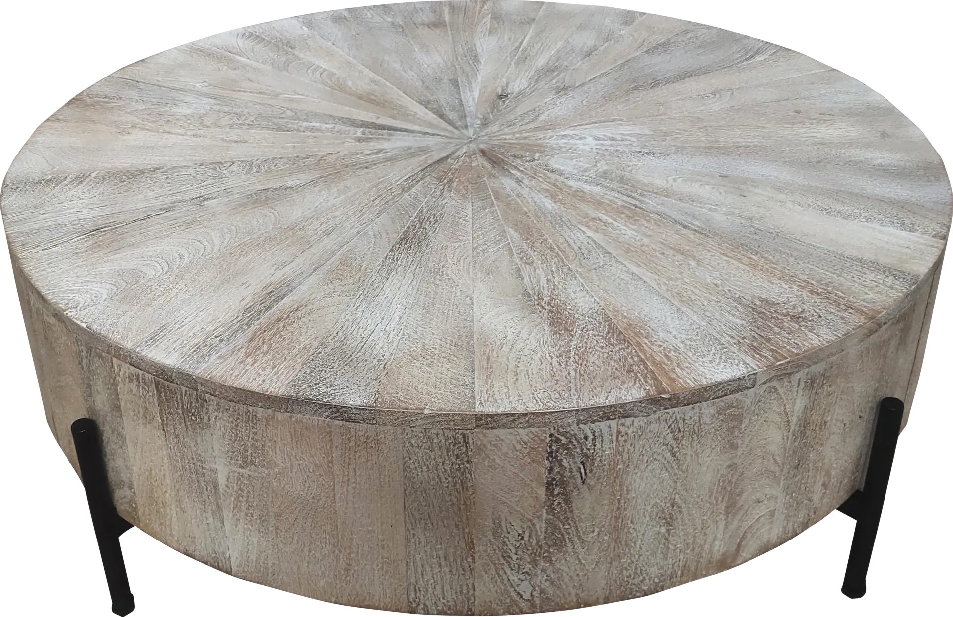 Wezani Weathered/Black Cocktail Table