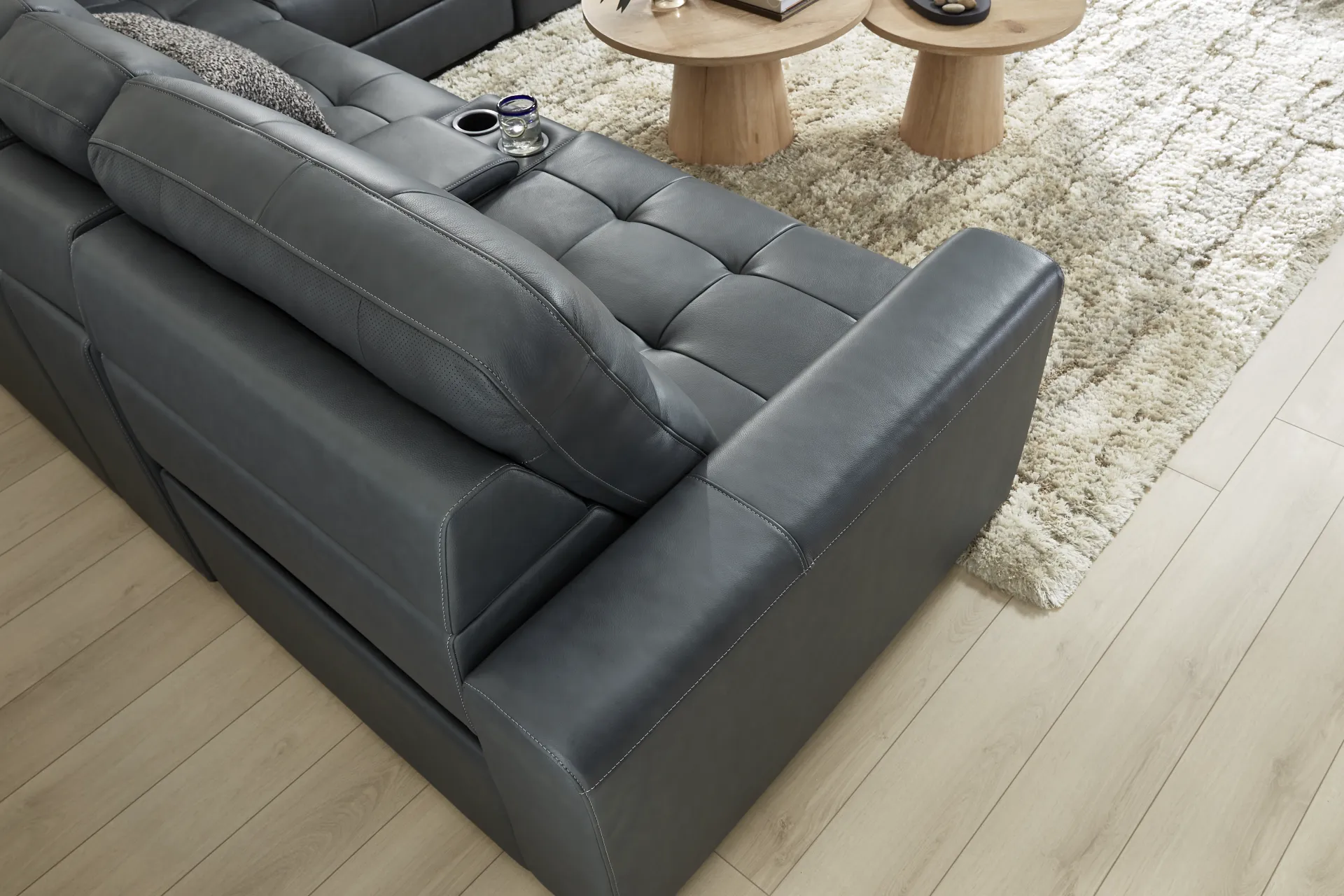 Meriwether Slate Blue Leather 7 Pc Power Slider Sectional - Image 15