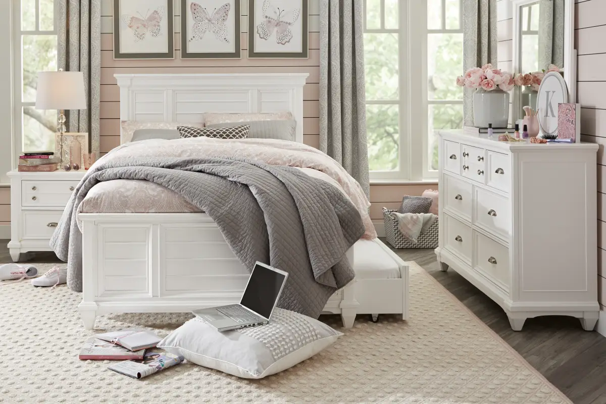 Kids Hilton Head White Full Panel Bed