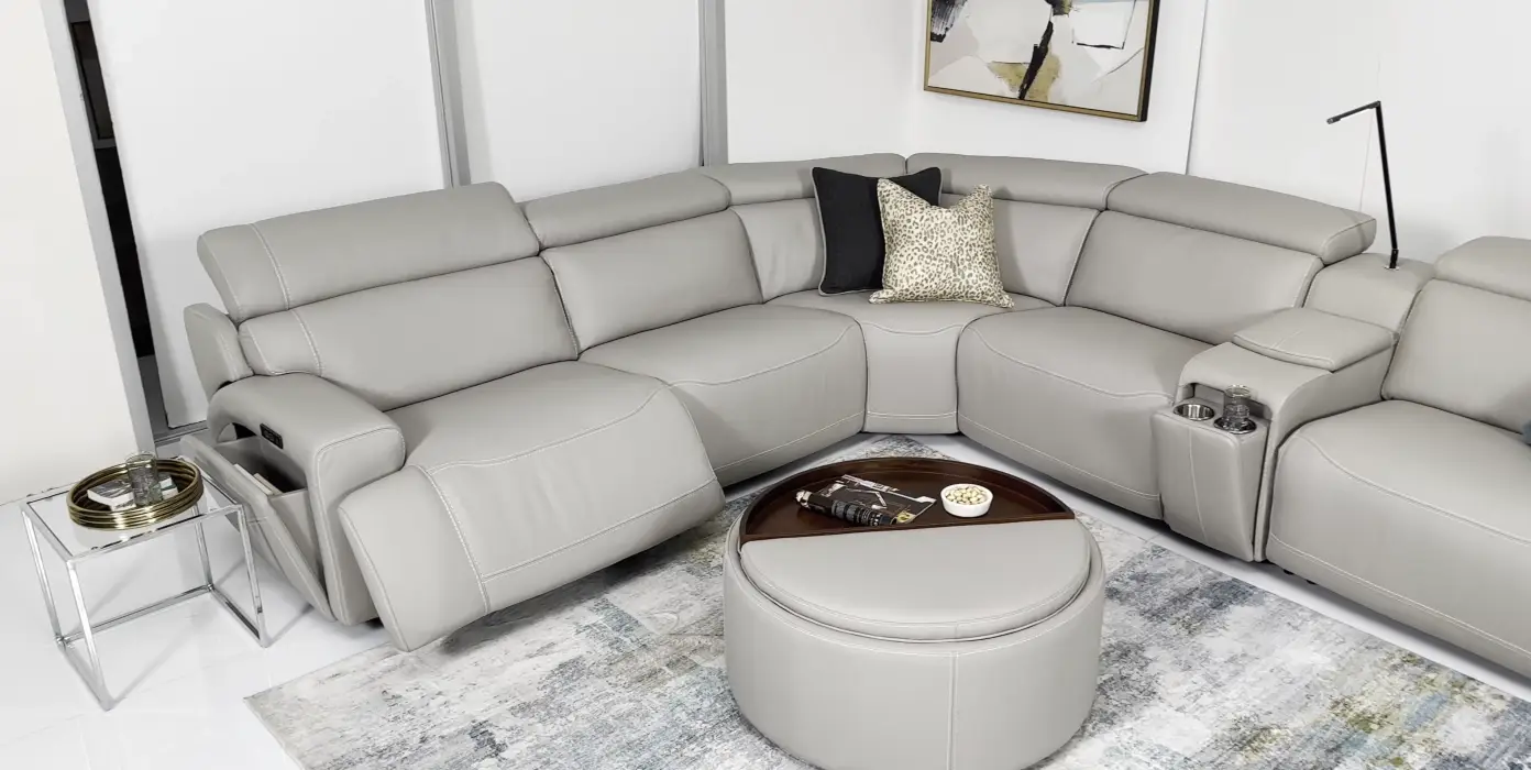 WHITESCORPION ACE チェキ iCONDOLL LOUNGE 3枚 Italian Style and Comfort in this Leather Sofa by Incanto