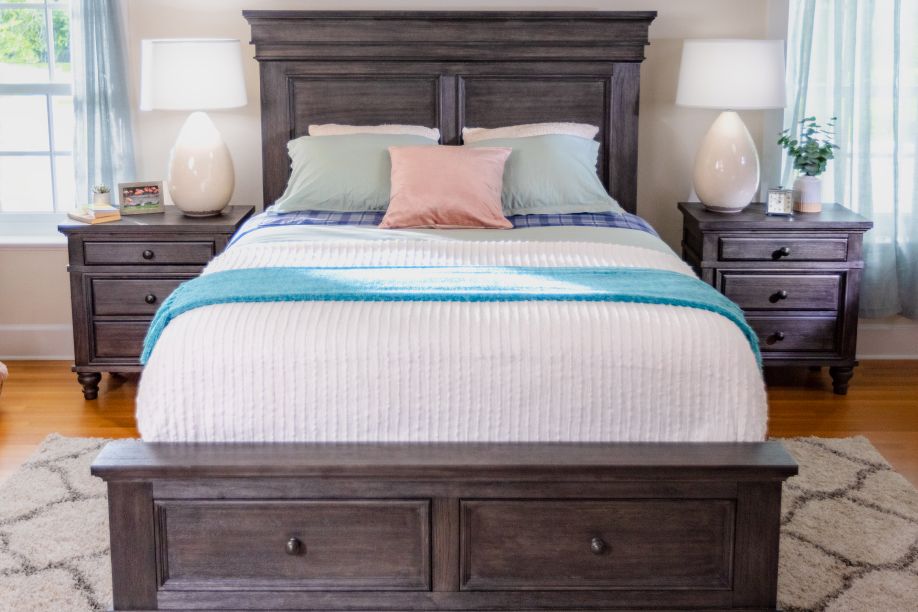 dark bed set with light covers 