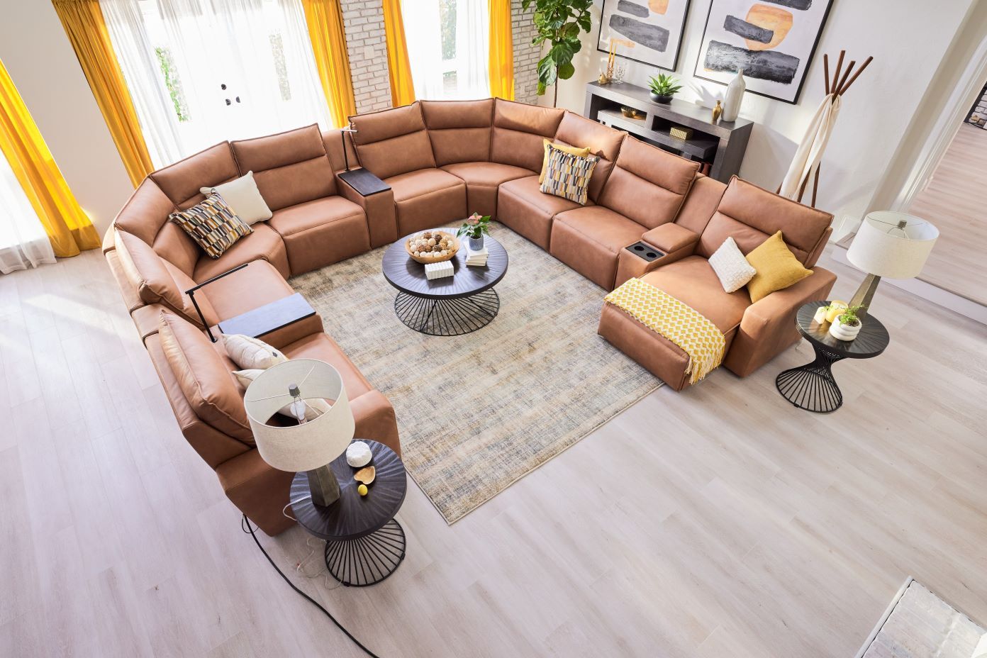 Small Space, Big Ideas: Modular Sectionals That Grow With Your Space