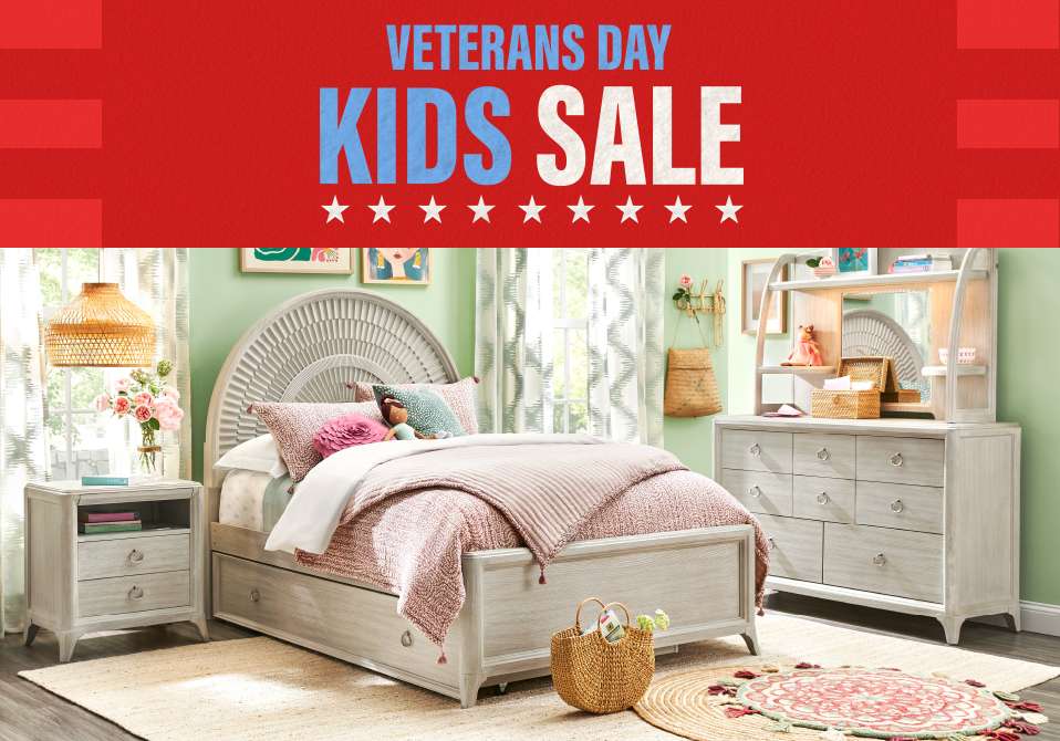 VETERANS DAY KIDS SALE. Bedroom furniture set.
