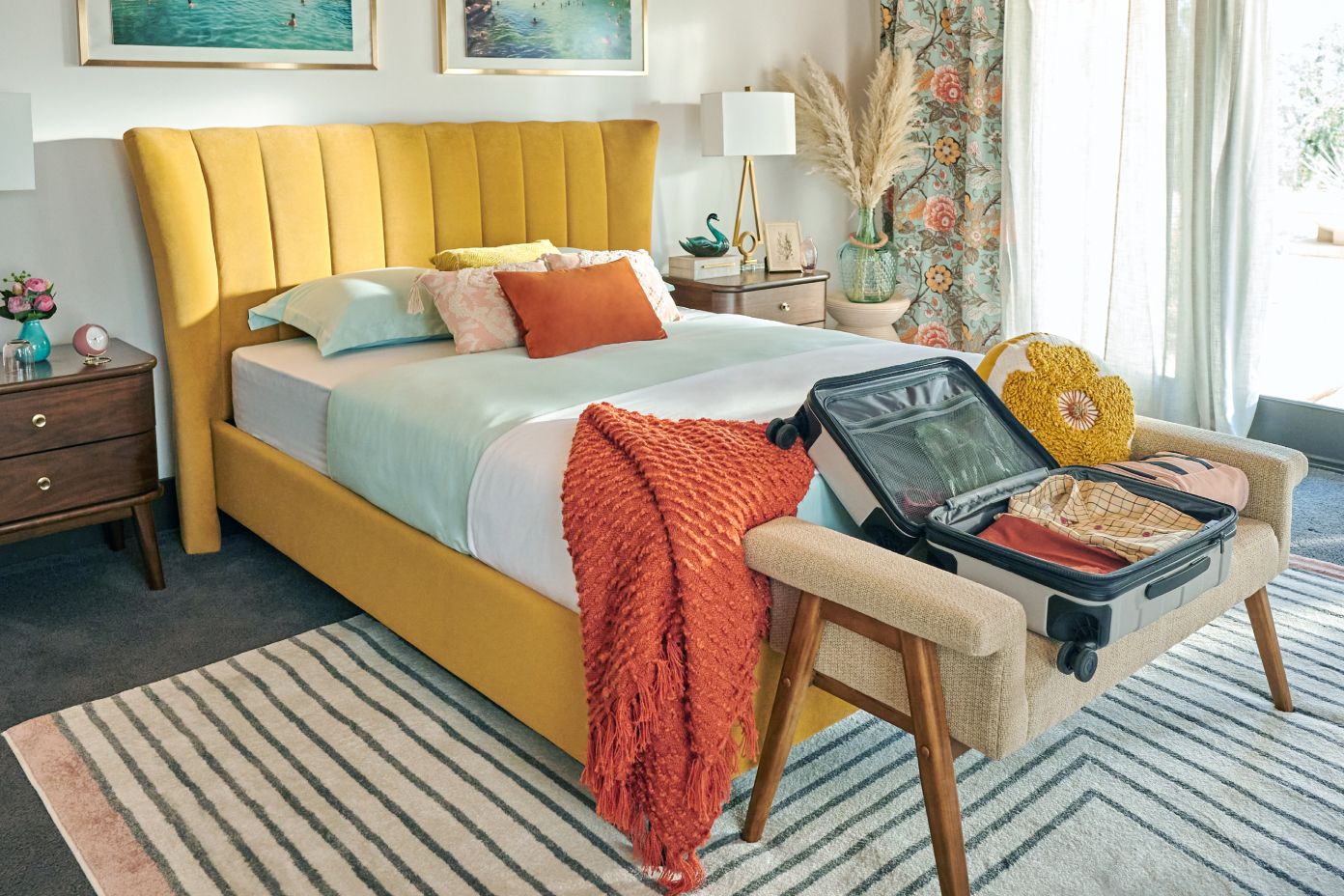 How to Use a Bedroom Bench for Style and Functionality