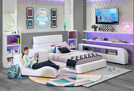 GAMING ROOM