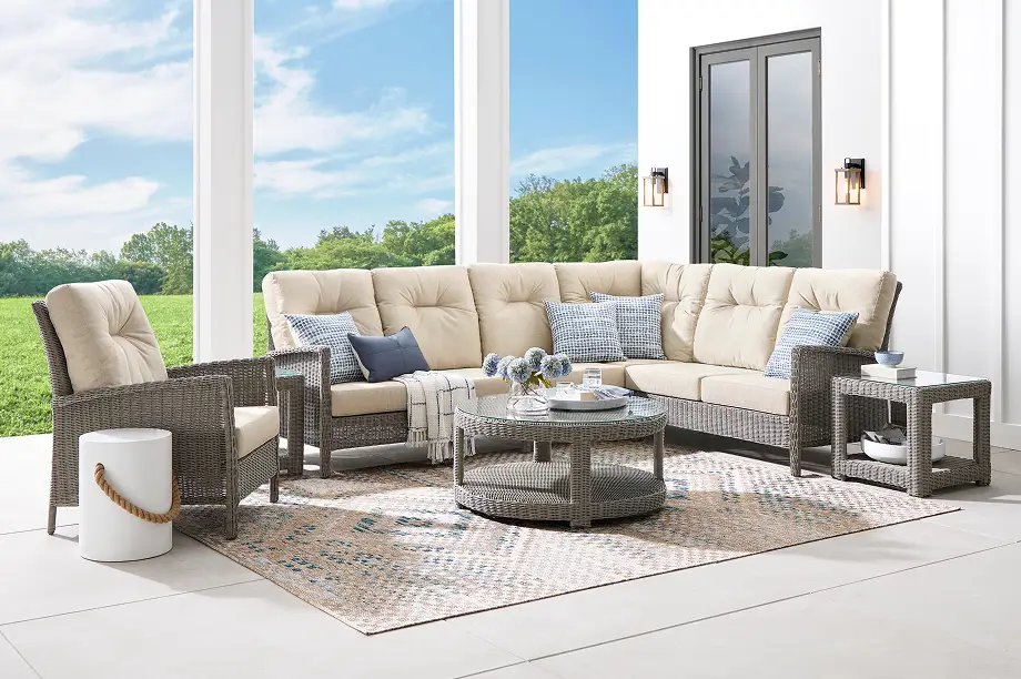 LR New Arrival_Forest Hills_Desktop.png