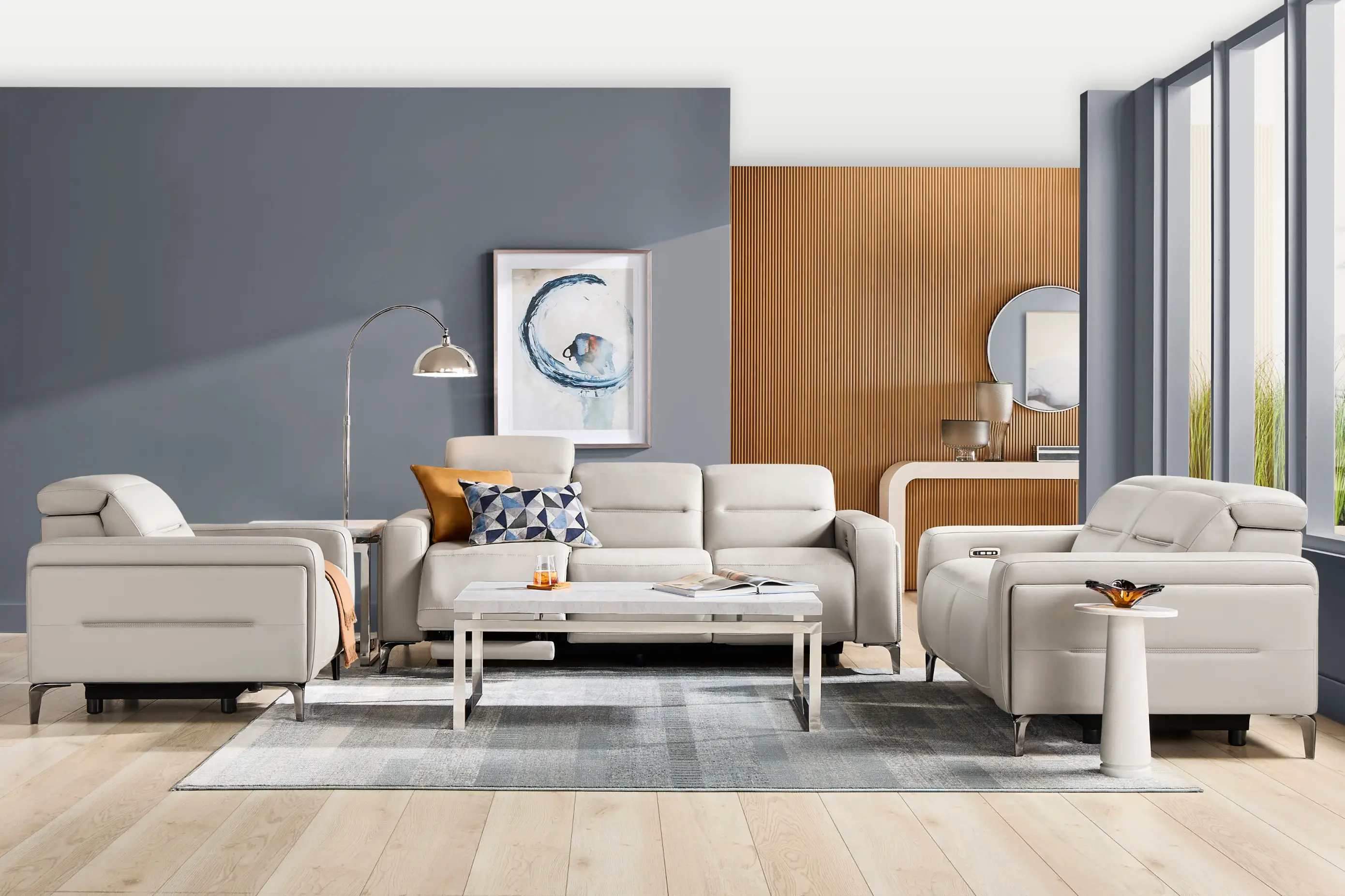 Reclining_LP_Tile_Material_Leather_SE_TX_KB-2026-04-29T20:20:00.216Z.png