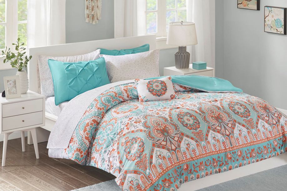 colorful comforter 