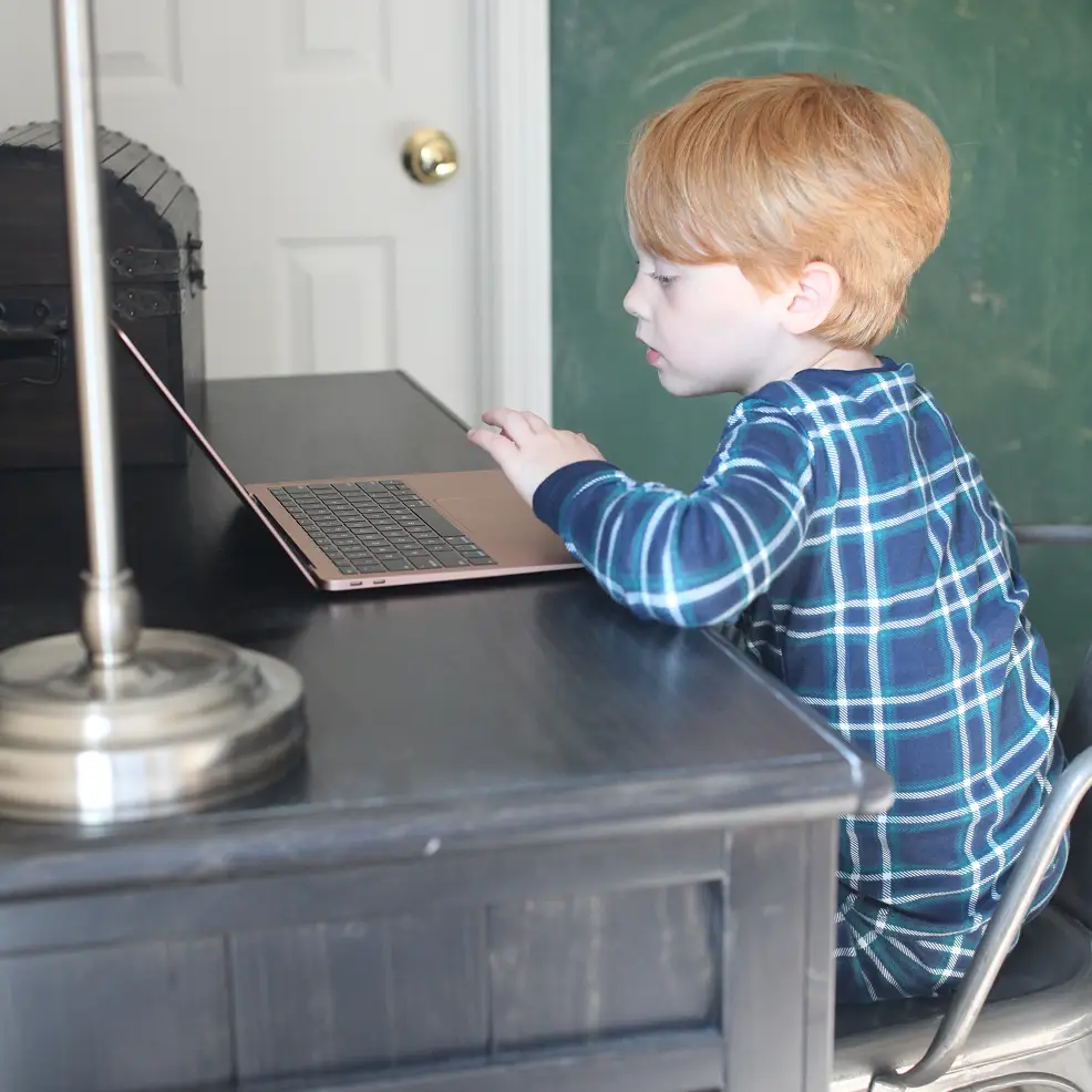 @kiramarieburr5 1.png