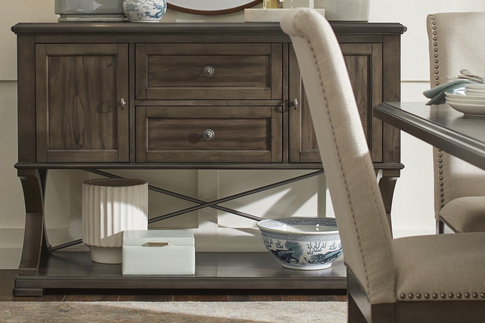 Abbey Court Brown 8 Pc Dining Room - Thumbnail - Image 8