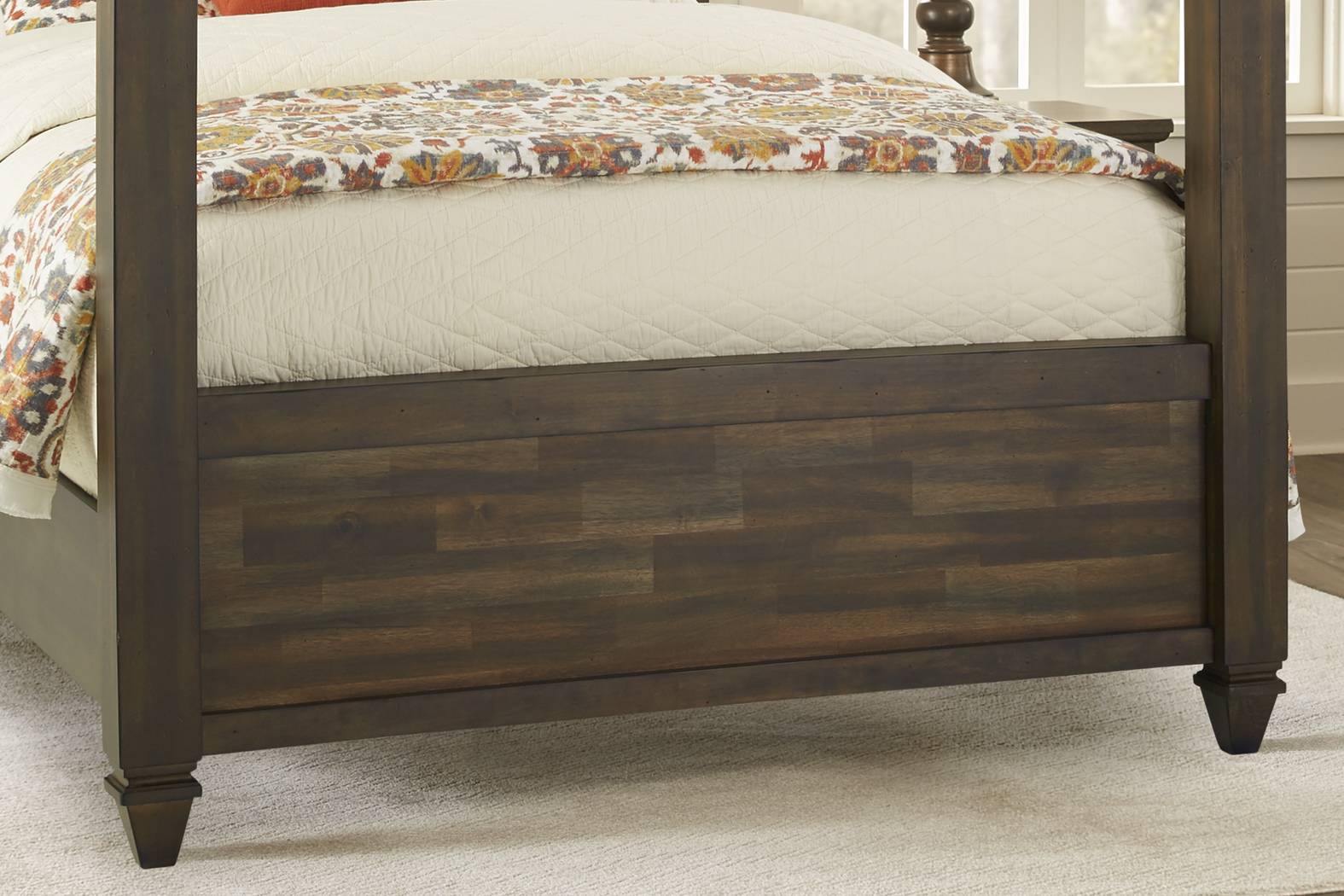 Abbeywood Brown 5 Pc King Poster Bedroom - Thumbnail - Image 5