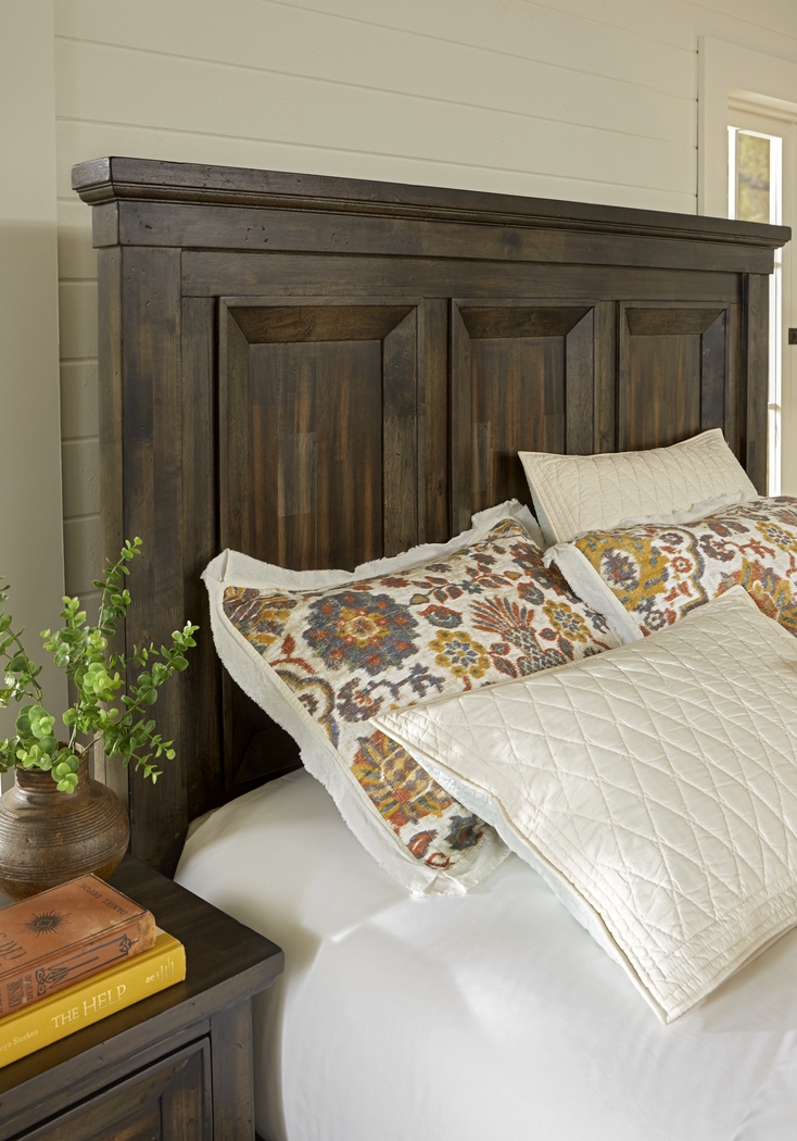 Abbeywood Brown 5 Pc Queen Panel Bedroom - Thumbnail - Image 3