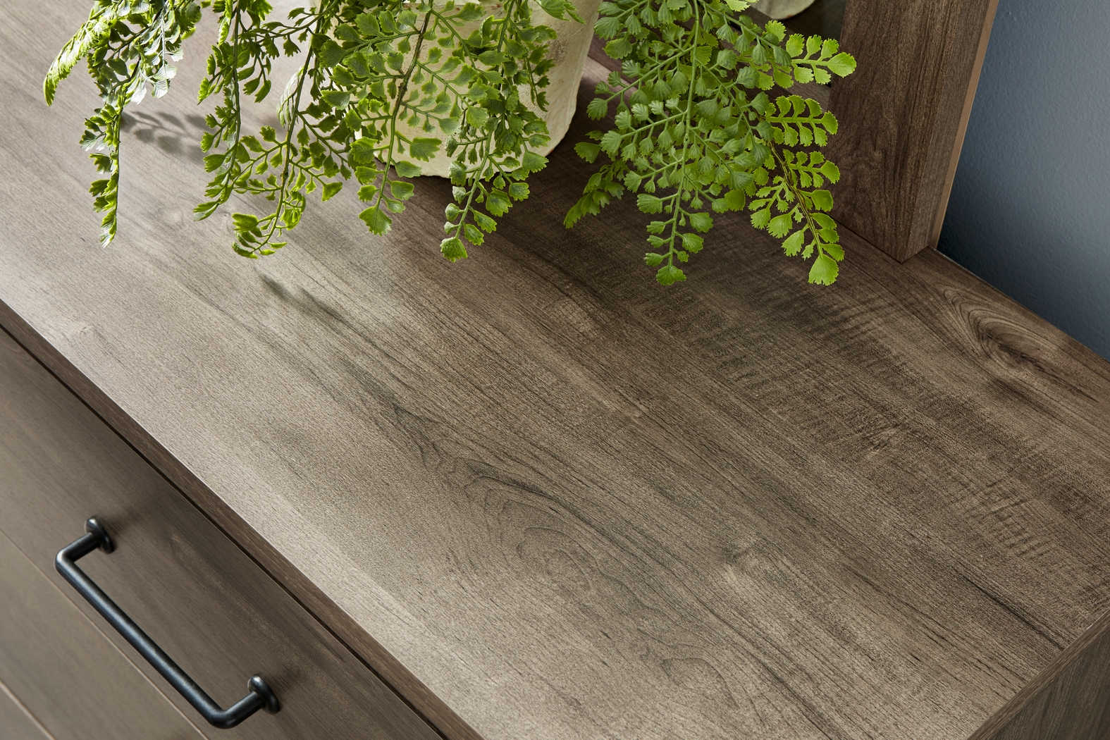 Abilene Brown 5 Pc Queen Panel Bedroom - Thumbnail - Image 8